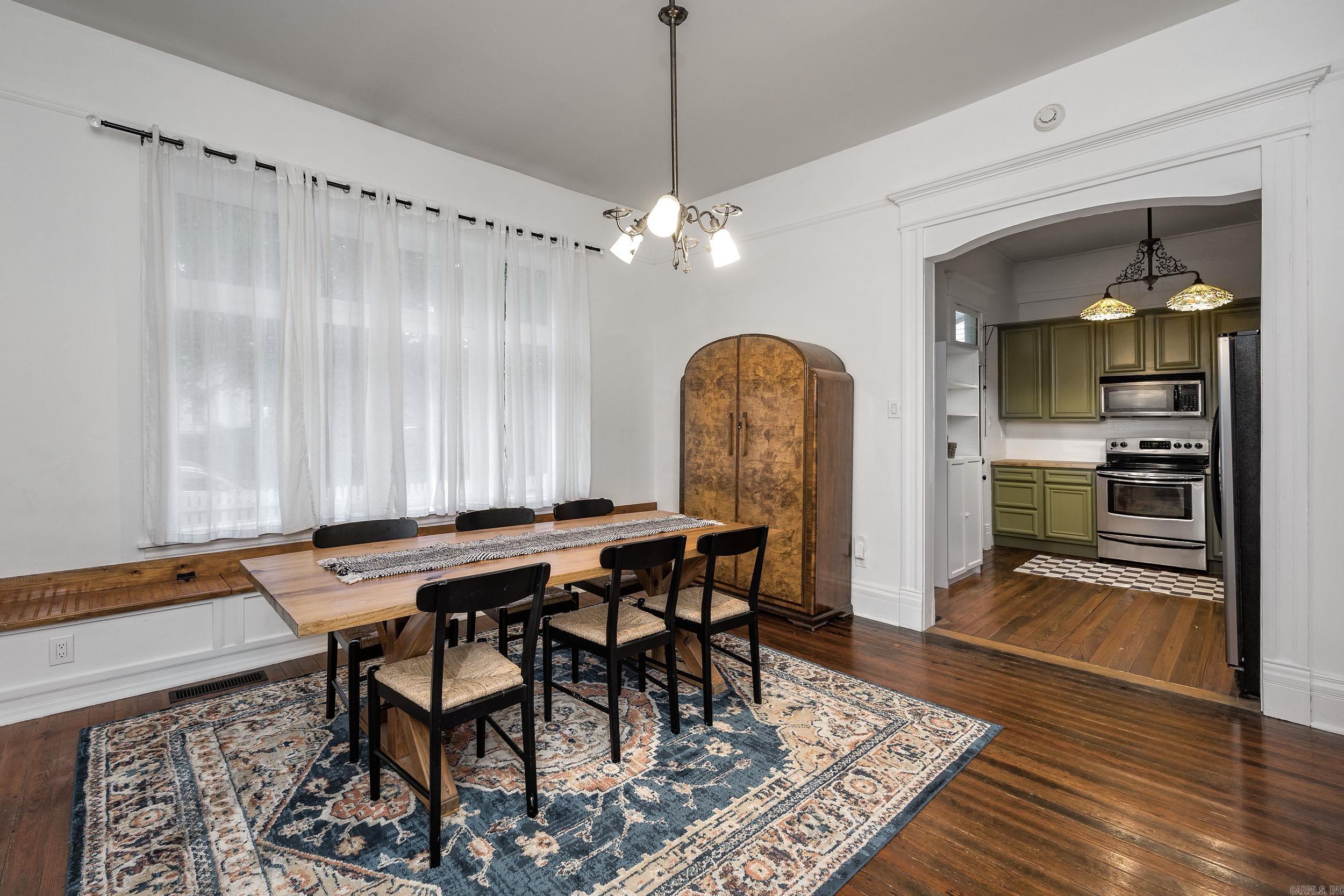 2403 S Arch St  Little Rock, AR