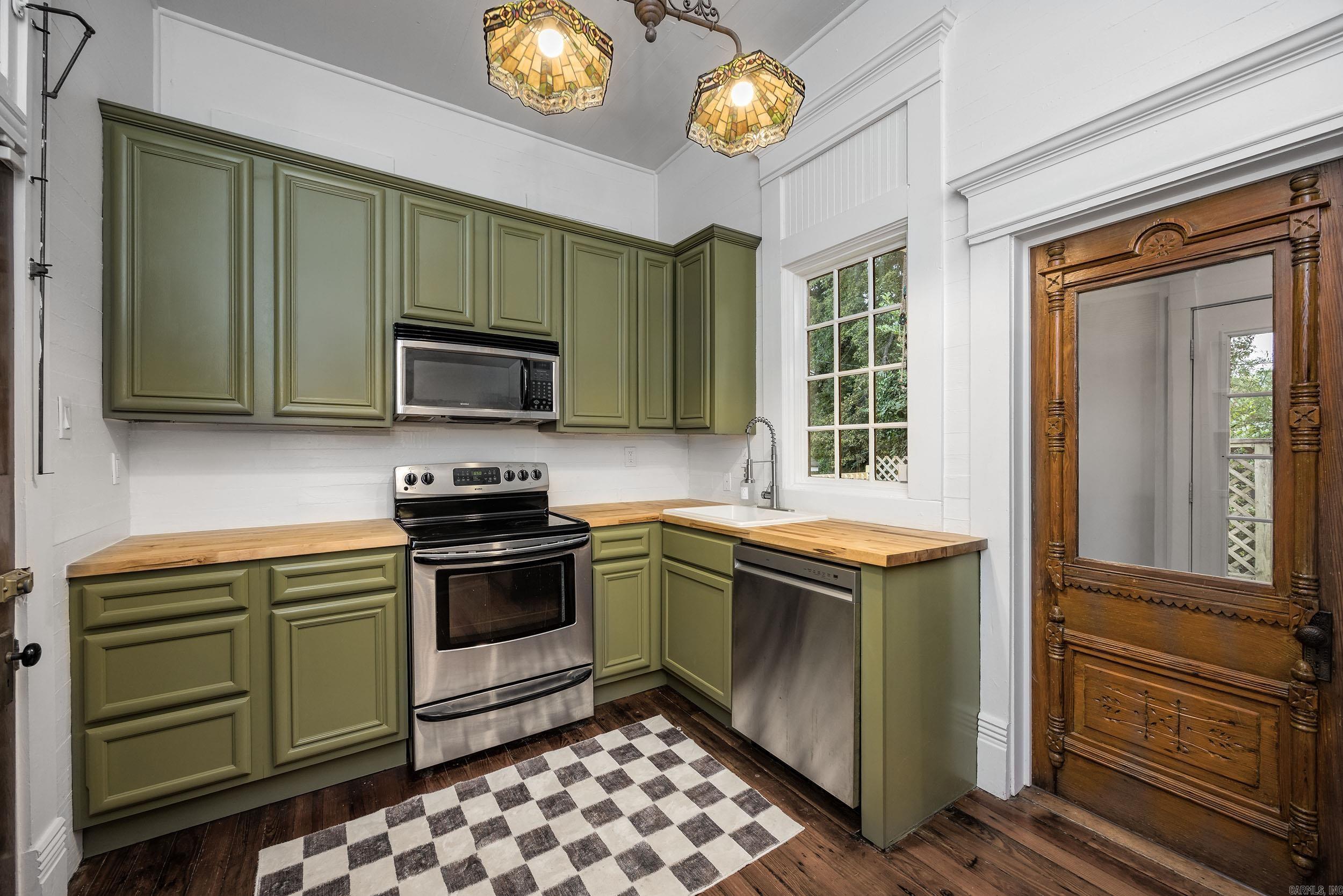 2403 S Arch St  Little Rock, AR