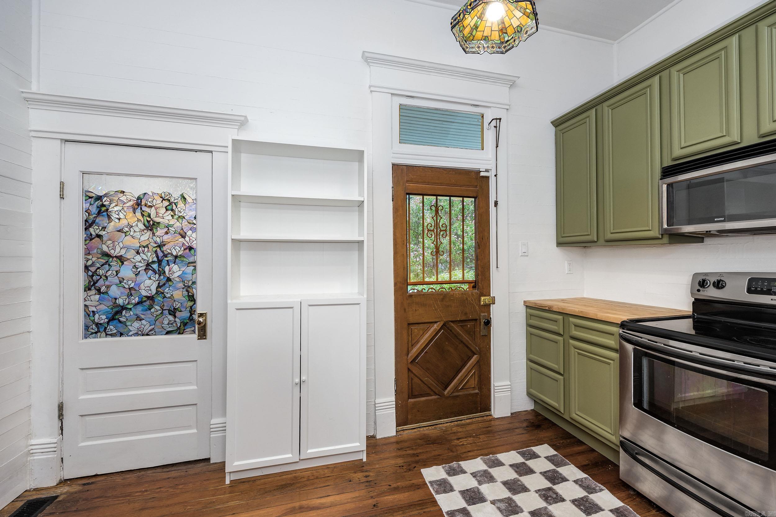 2403 S Arch St  Little Rock, AR