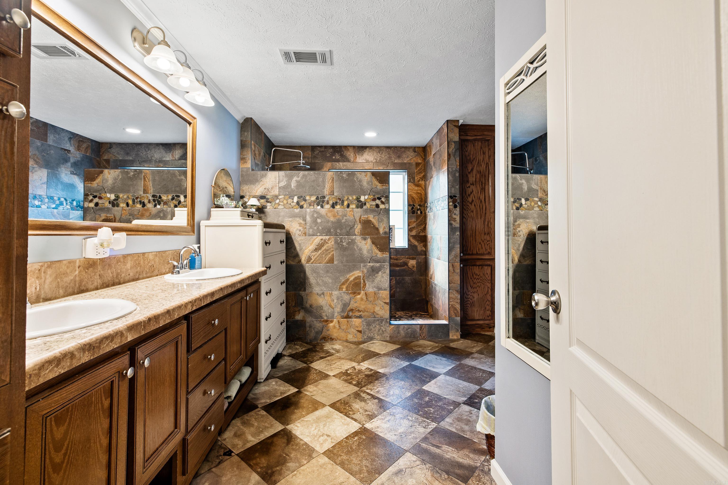 18005 Dove Lane Alexander, AR 72002