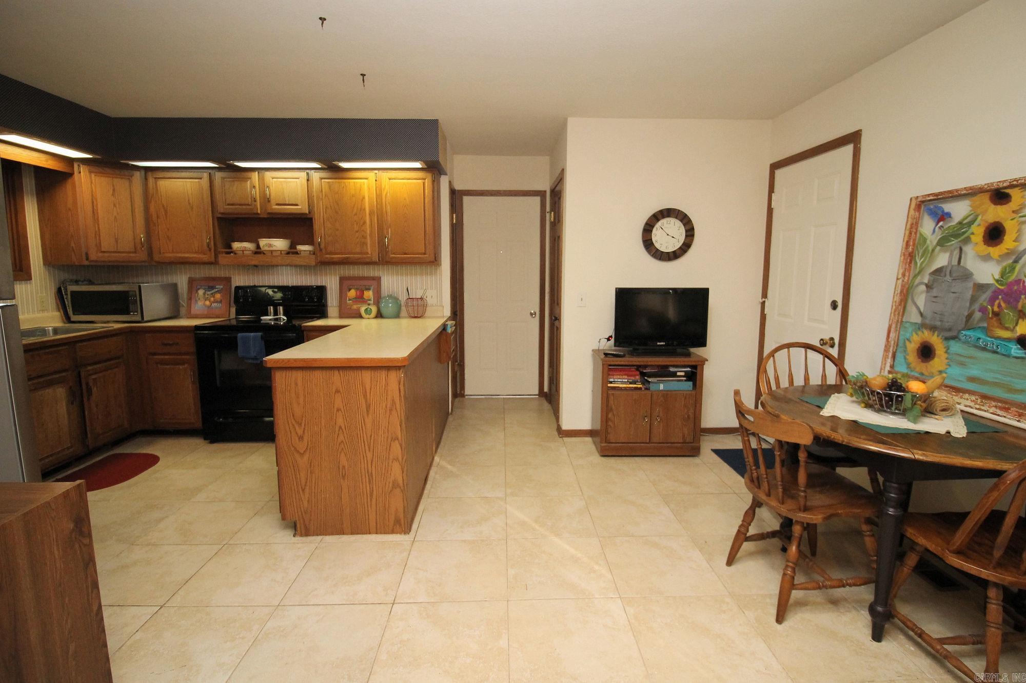 510 Hillview Drive Paragould, AR 72450-9562