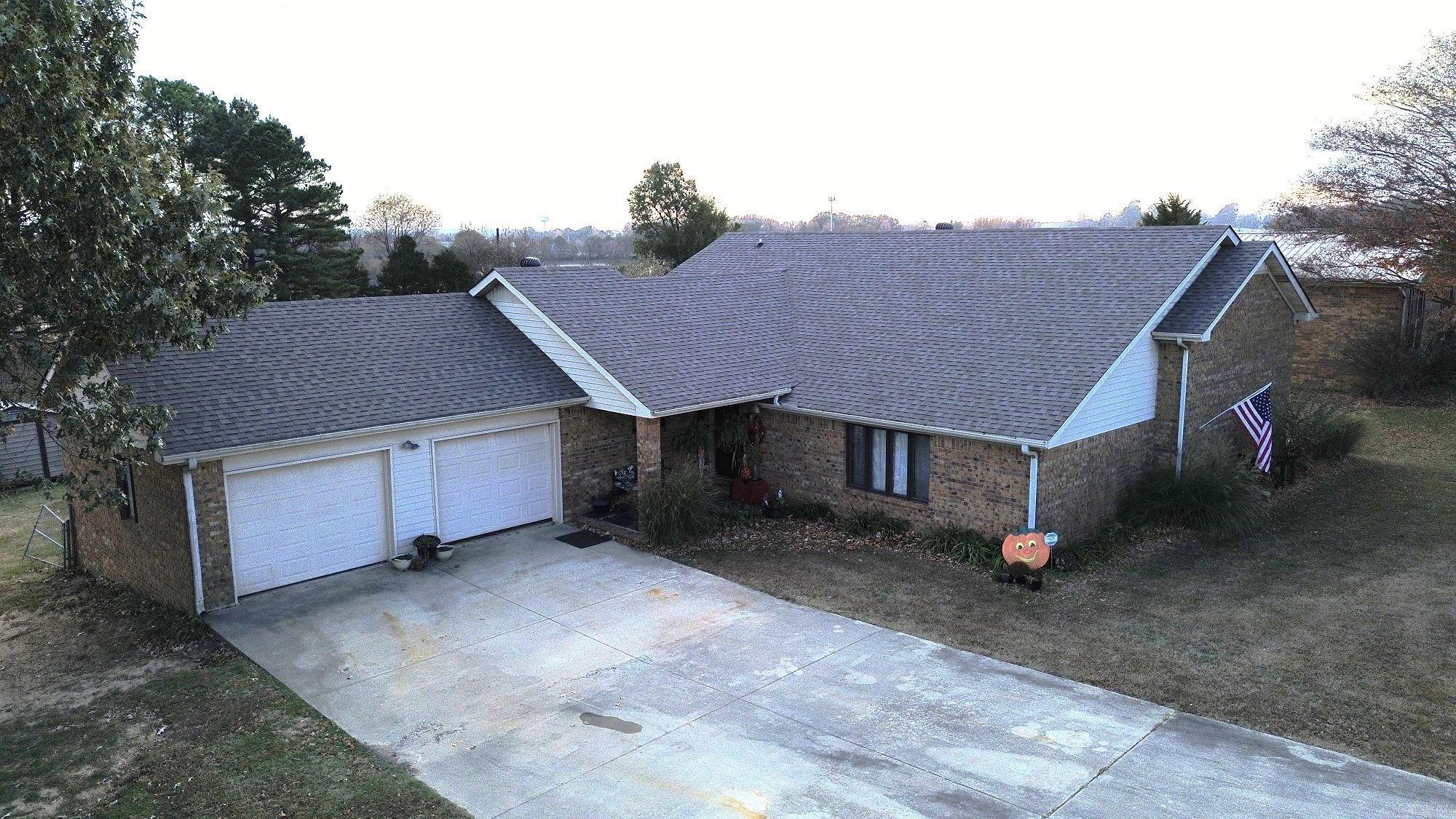 510 Hillview Drive Paragould, AR 72450-9562
