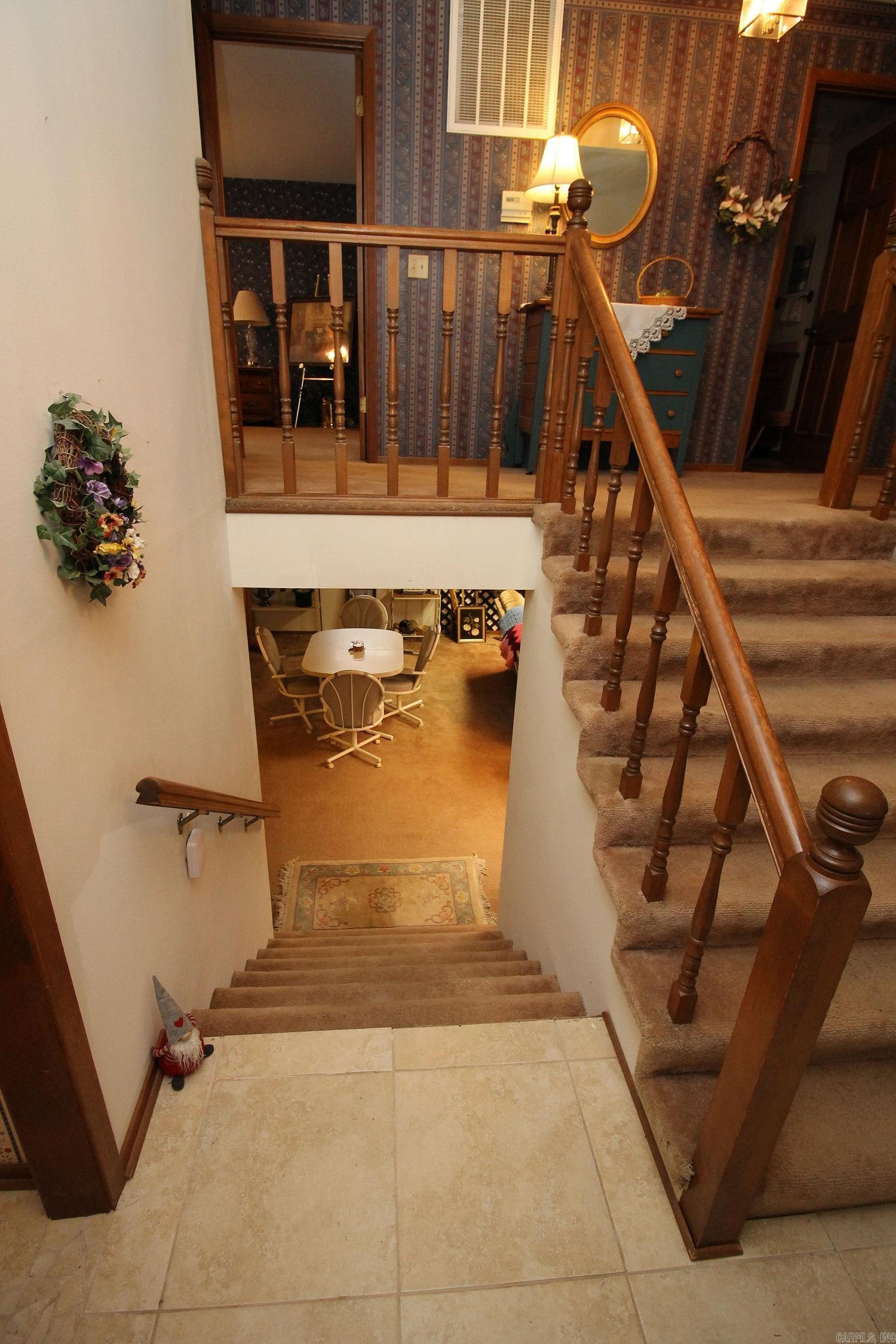 510 Hillview Drive Paragould, AR 72450-9562