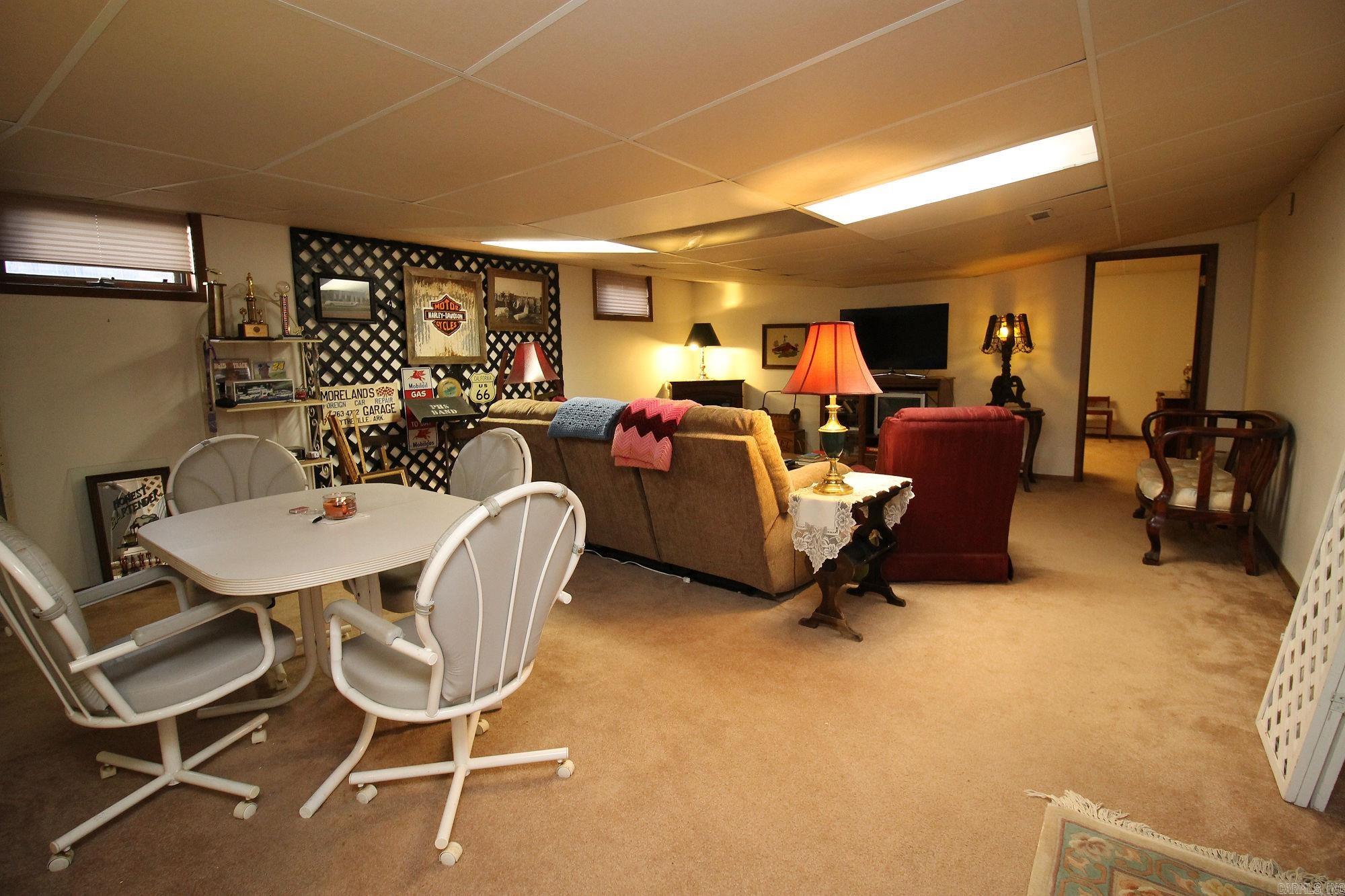 510 Hillview Drive Paragould, AR 72450-9562