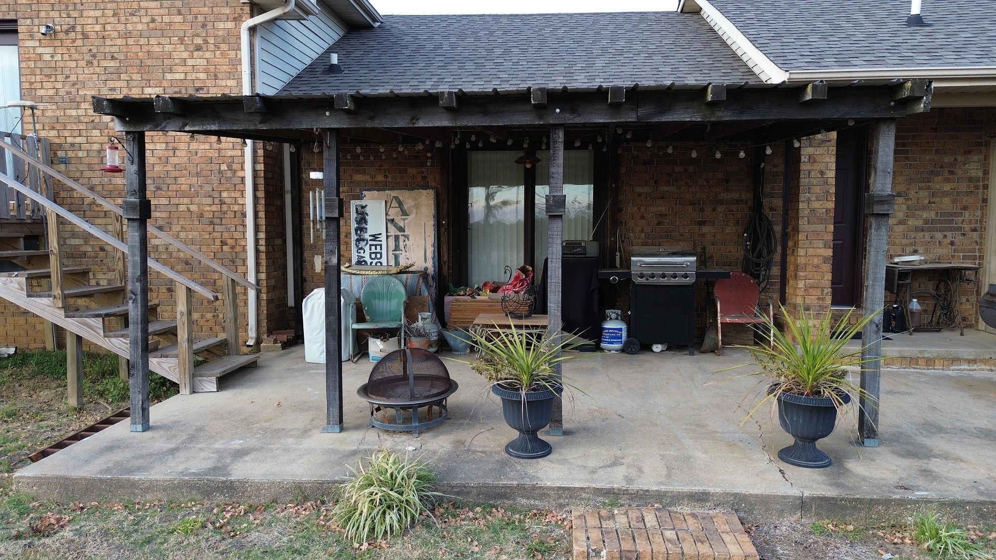 510 Hillview Drive Paragould, AR 72450-9562