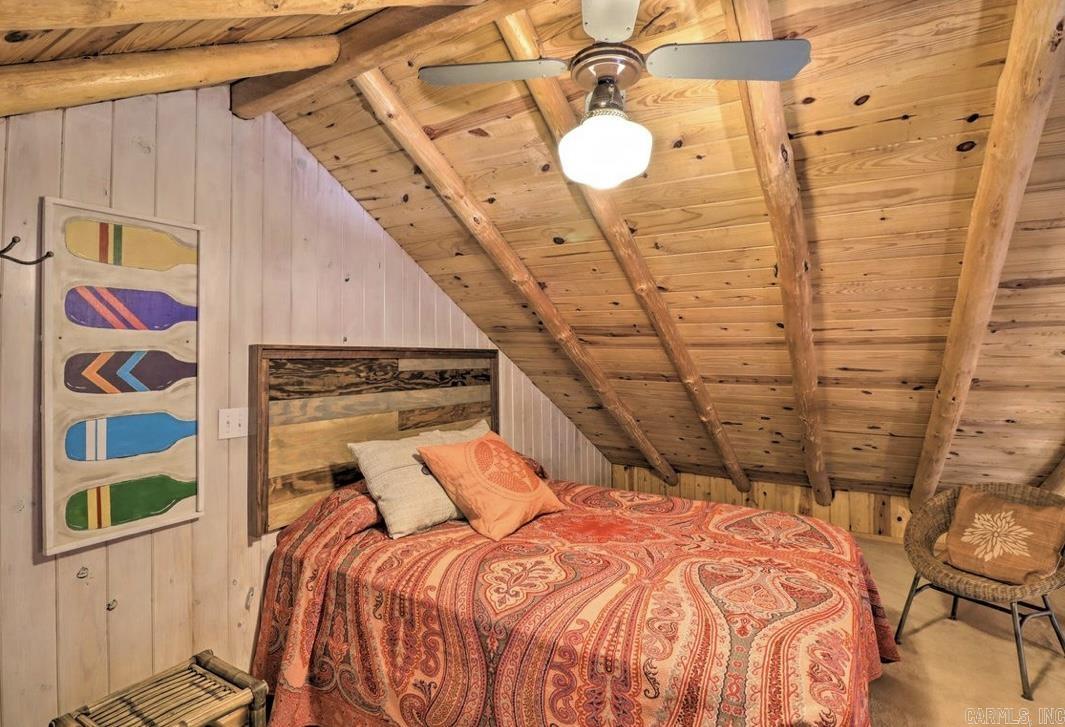 119 Pocahontas Ln Greers Ferry, AR 72067