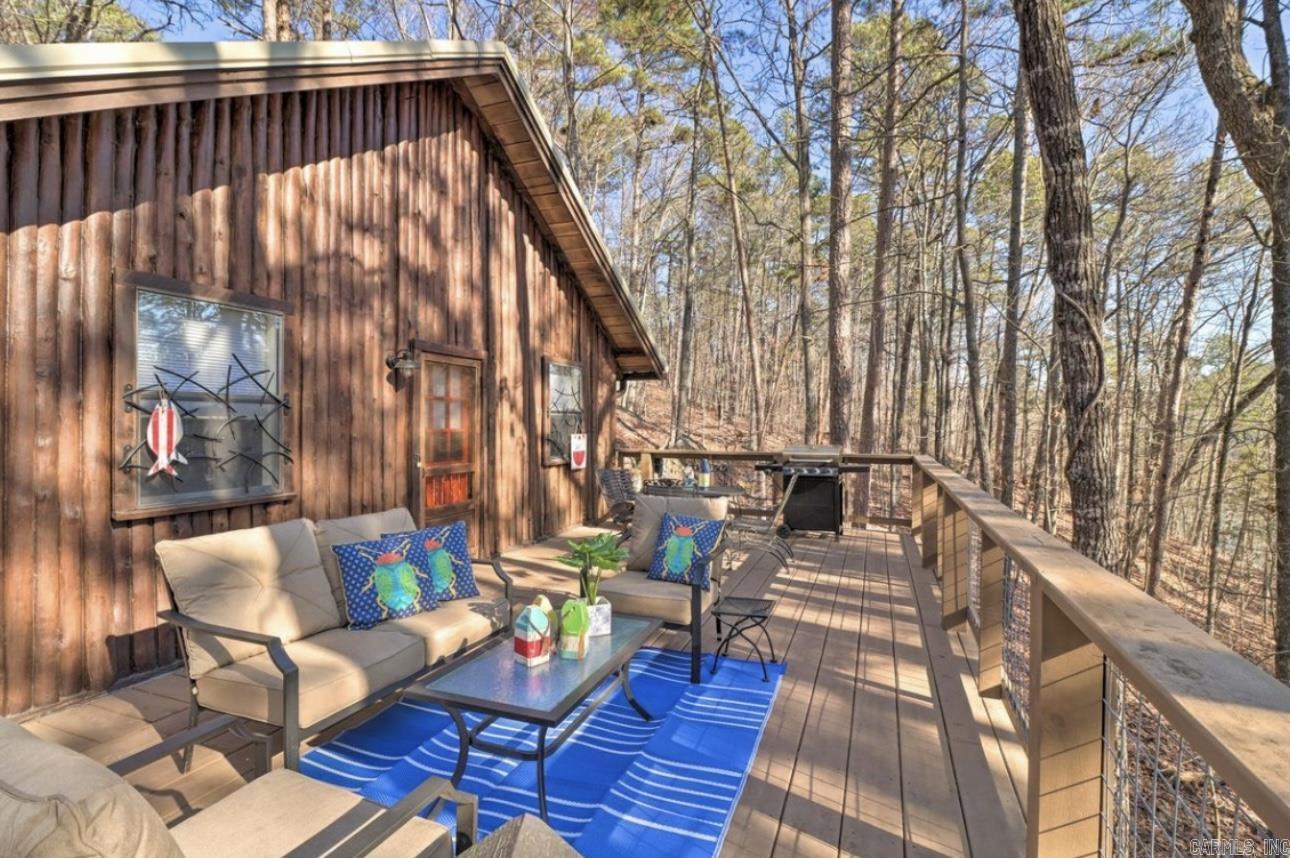 119 Pocahontas Ln Greers Ferry, AR 72067