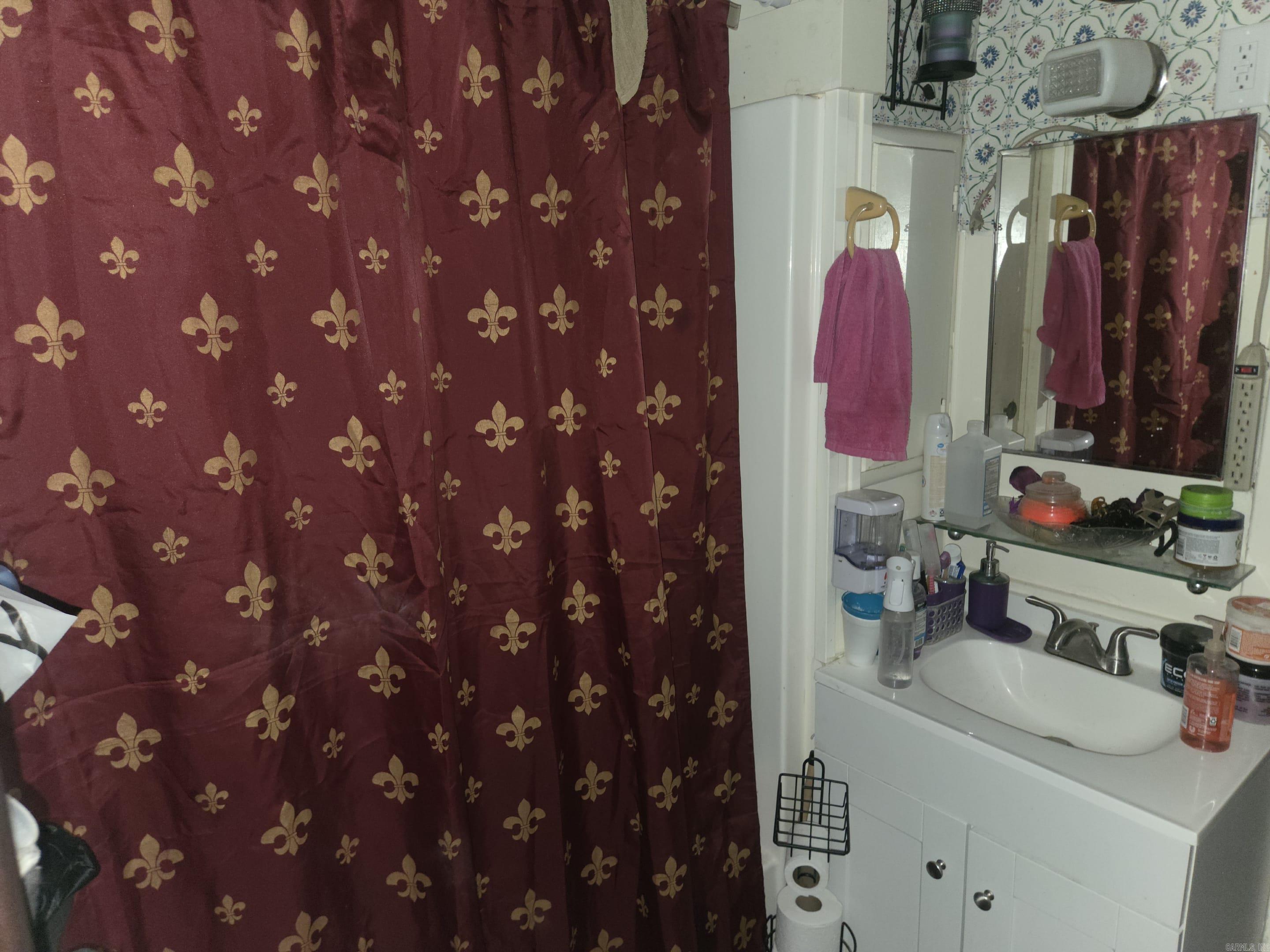 2503 S Linden St  Pine Bluff, AR