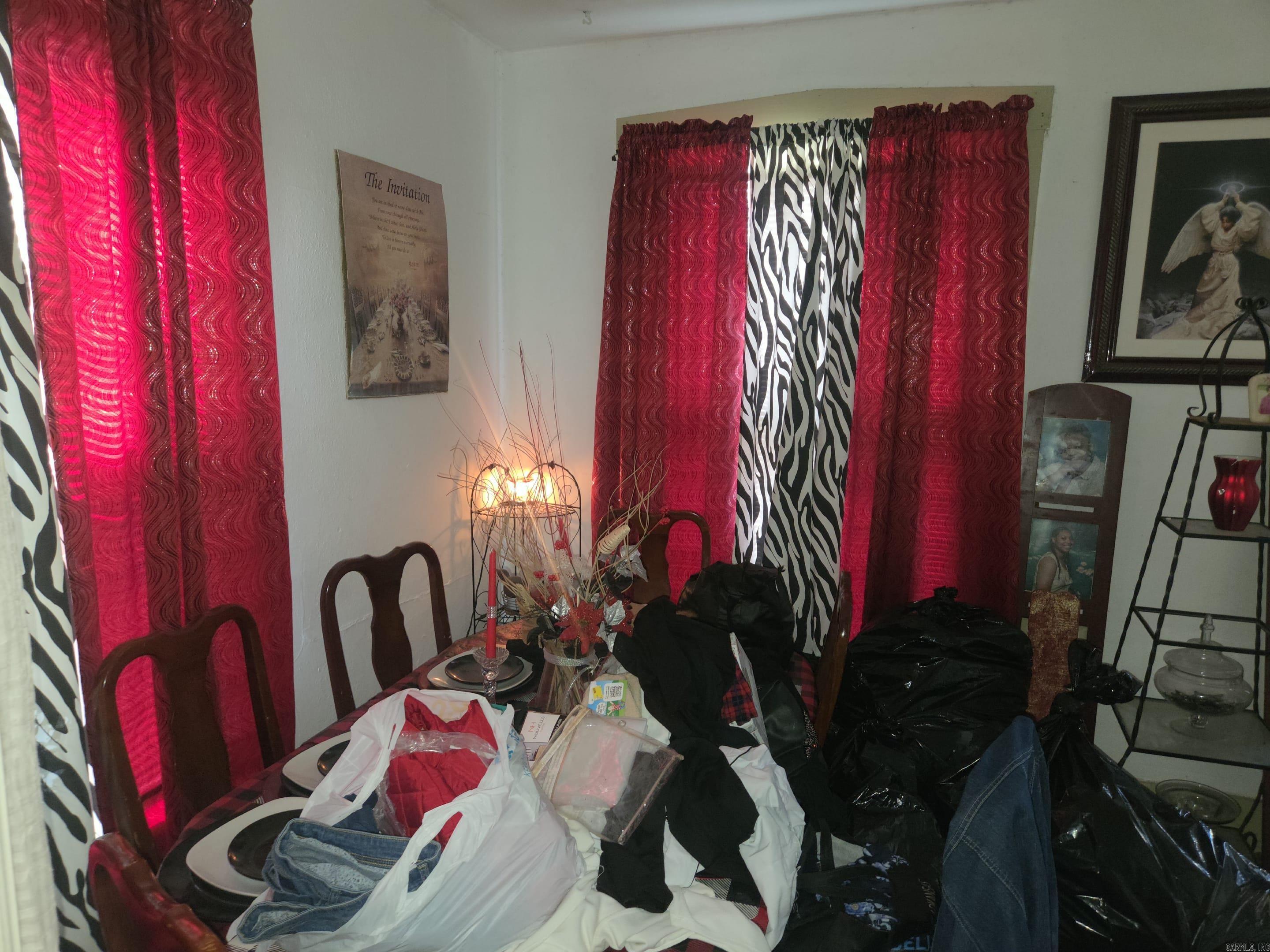 2503 S Linden St  Pine Bluff, AR