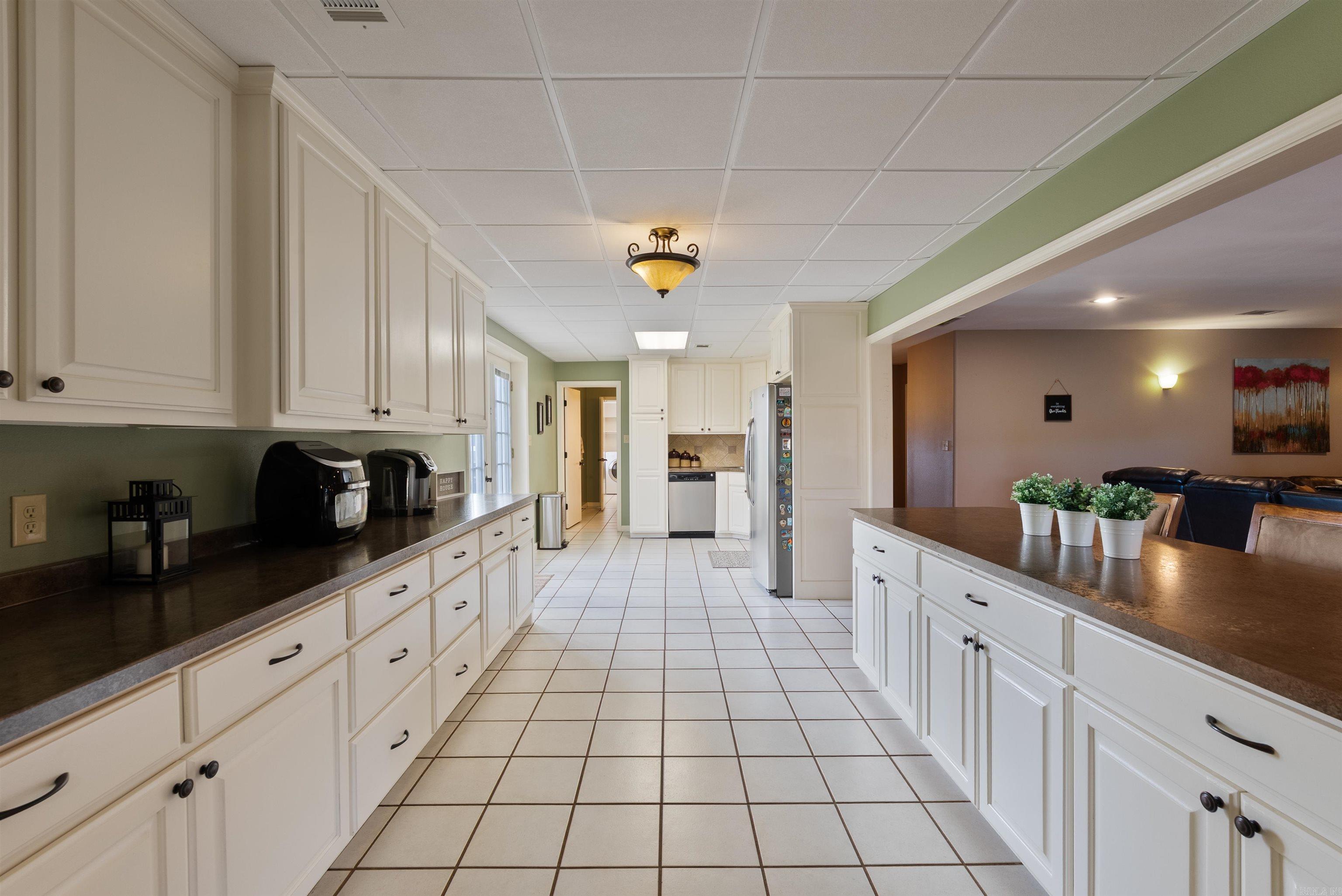 11 Hillard Lane Greenbrier, AR 72058