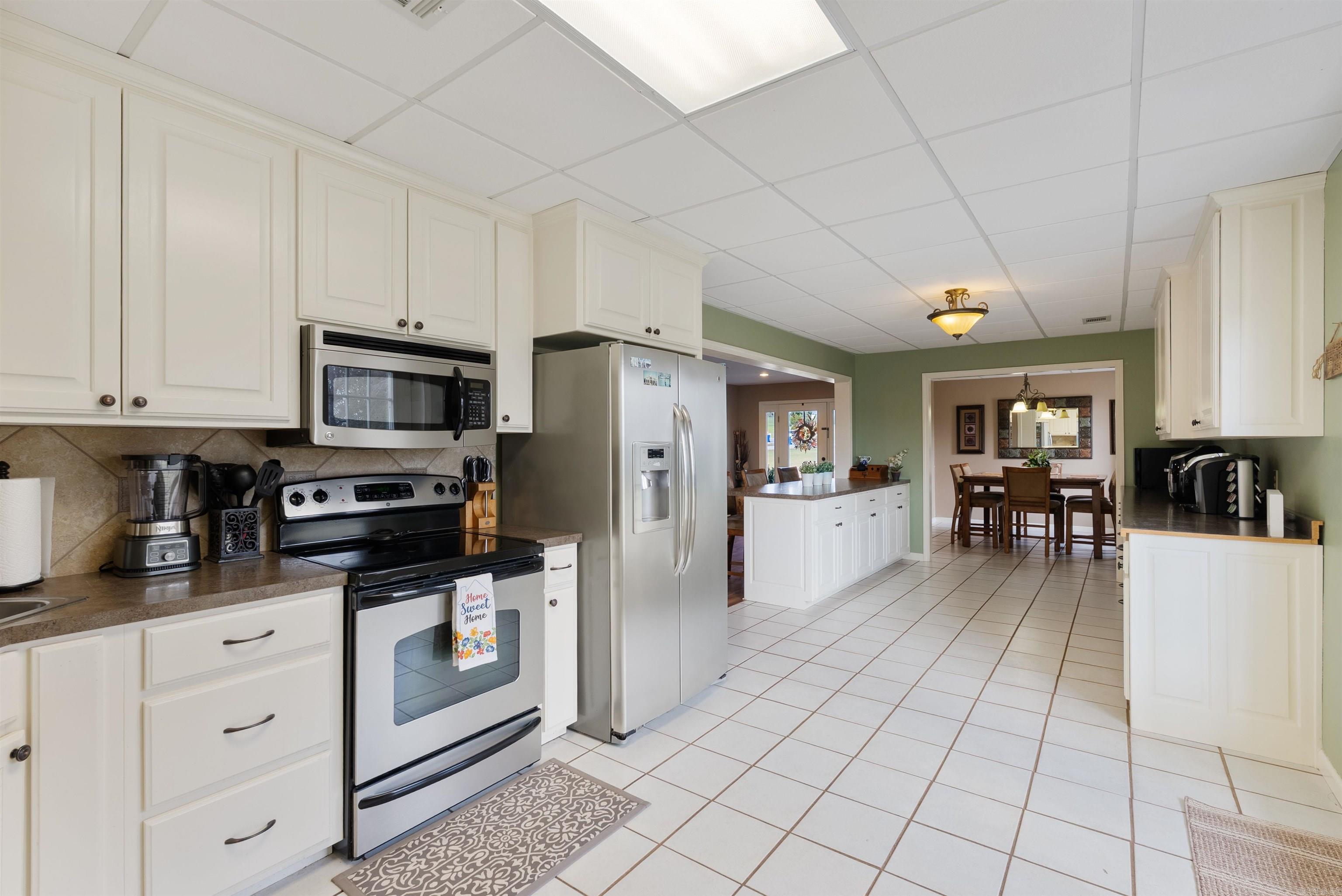 11 Hillard Lane Greenbrier, AR 72058