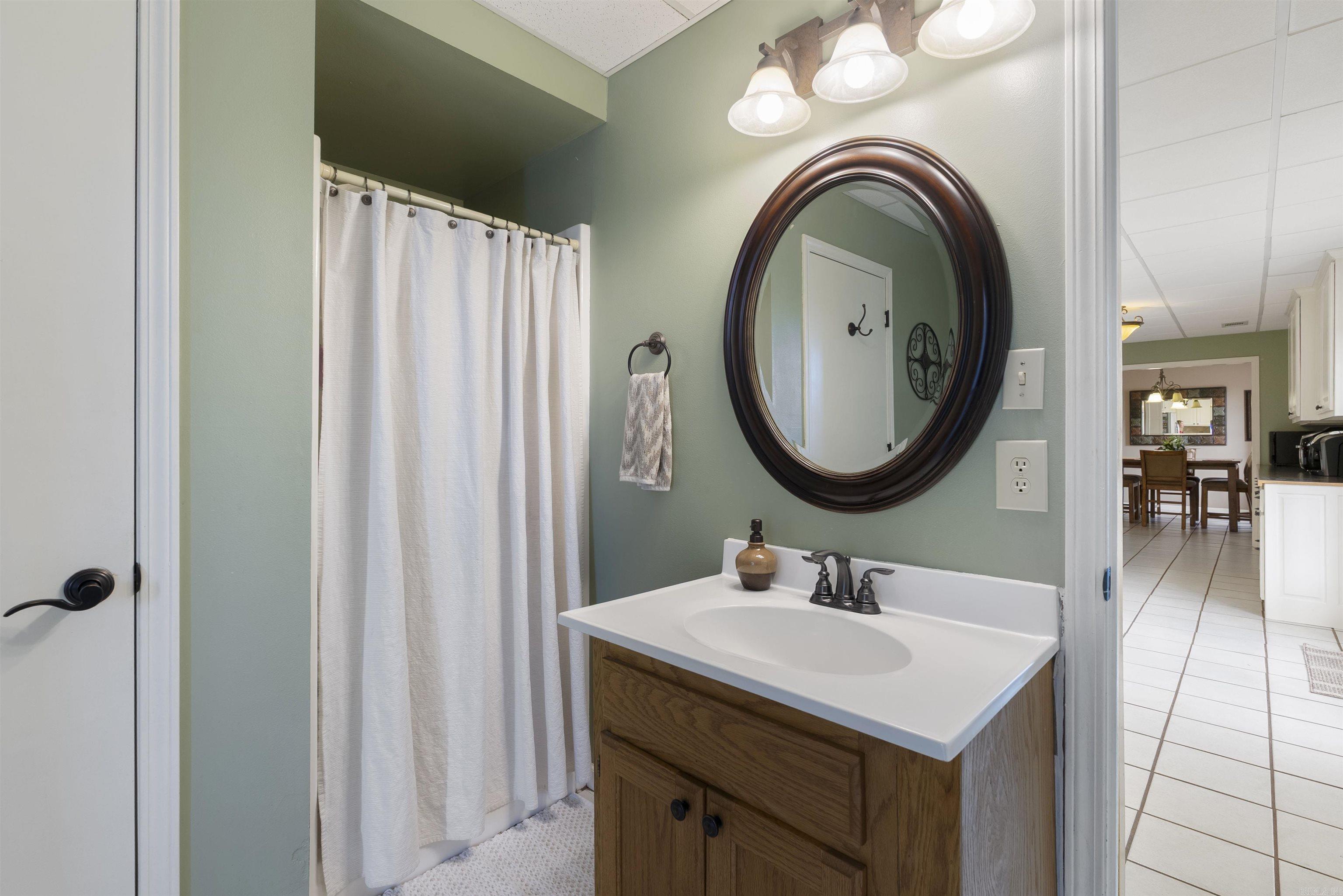 11 Hillard Lane Greenbrier, AR 72058