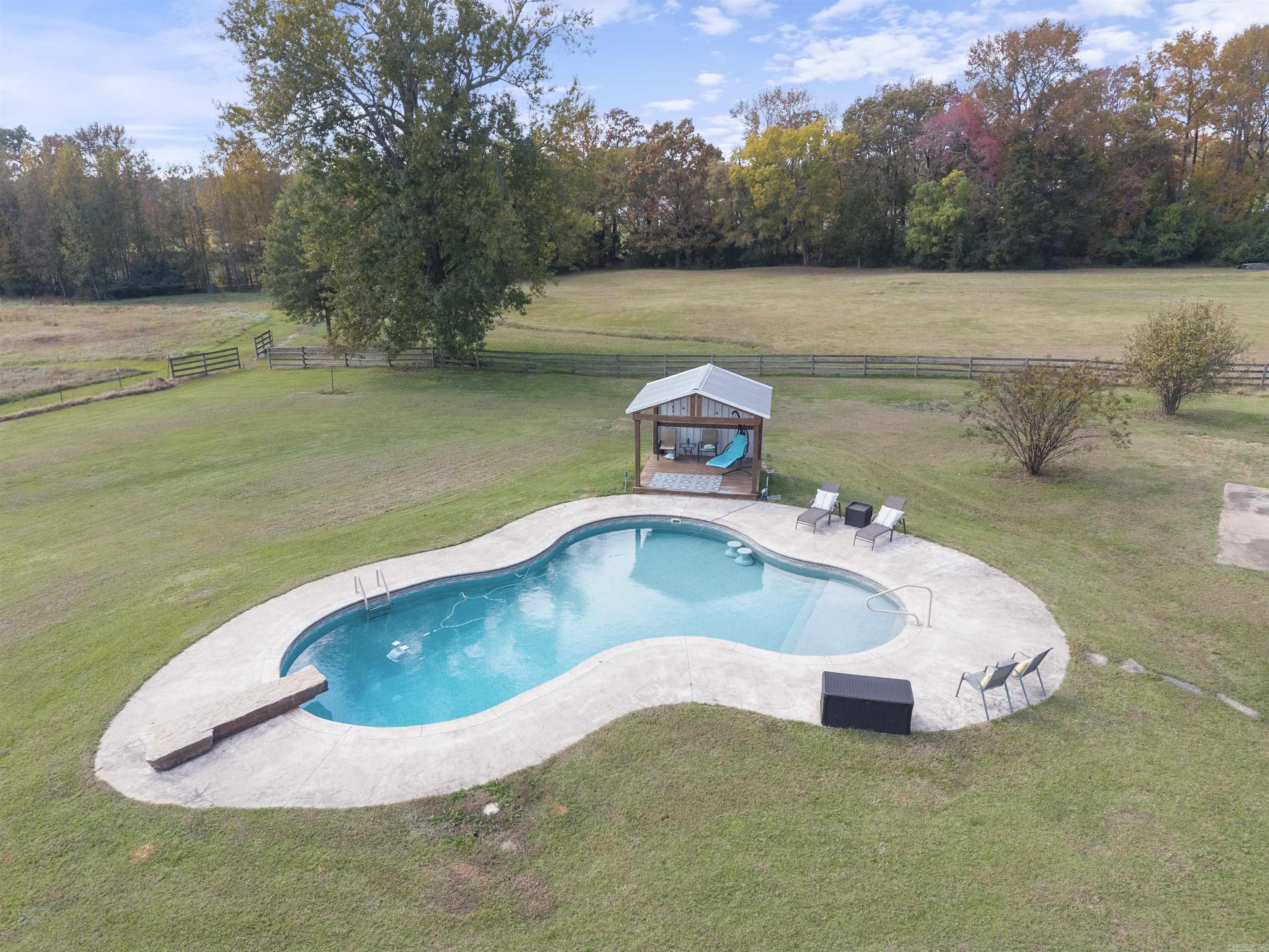 11 Hillard Lane Greenbrier, AR 72058