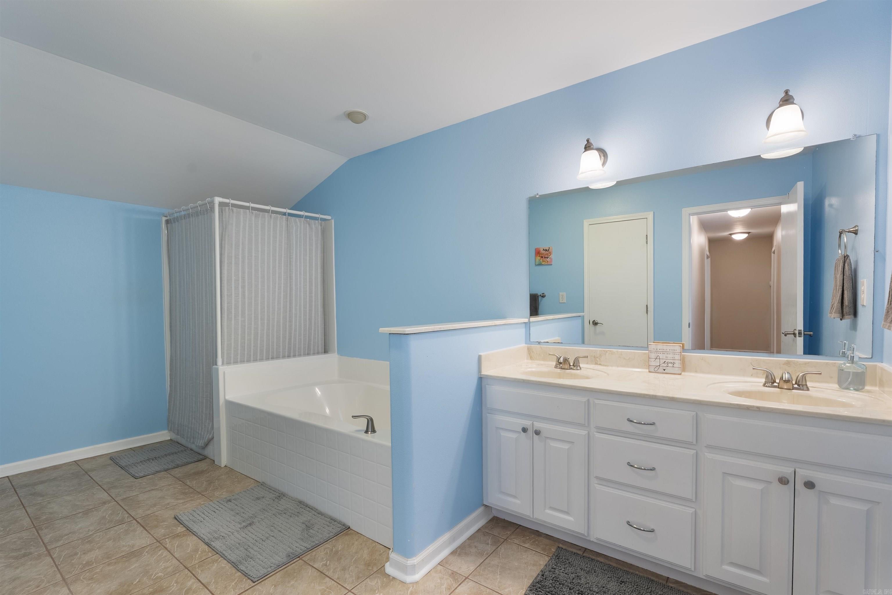 11 Hillard Lane Greenbrier, AR 72058