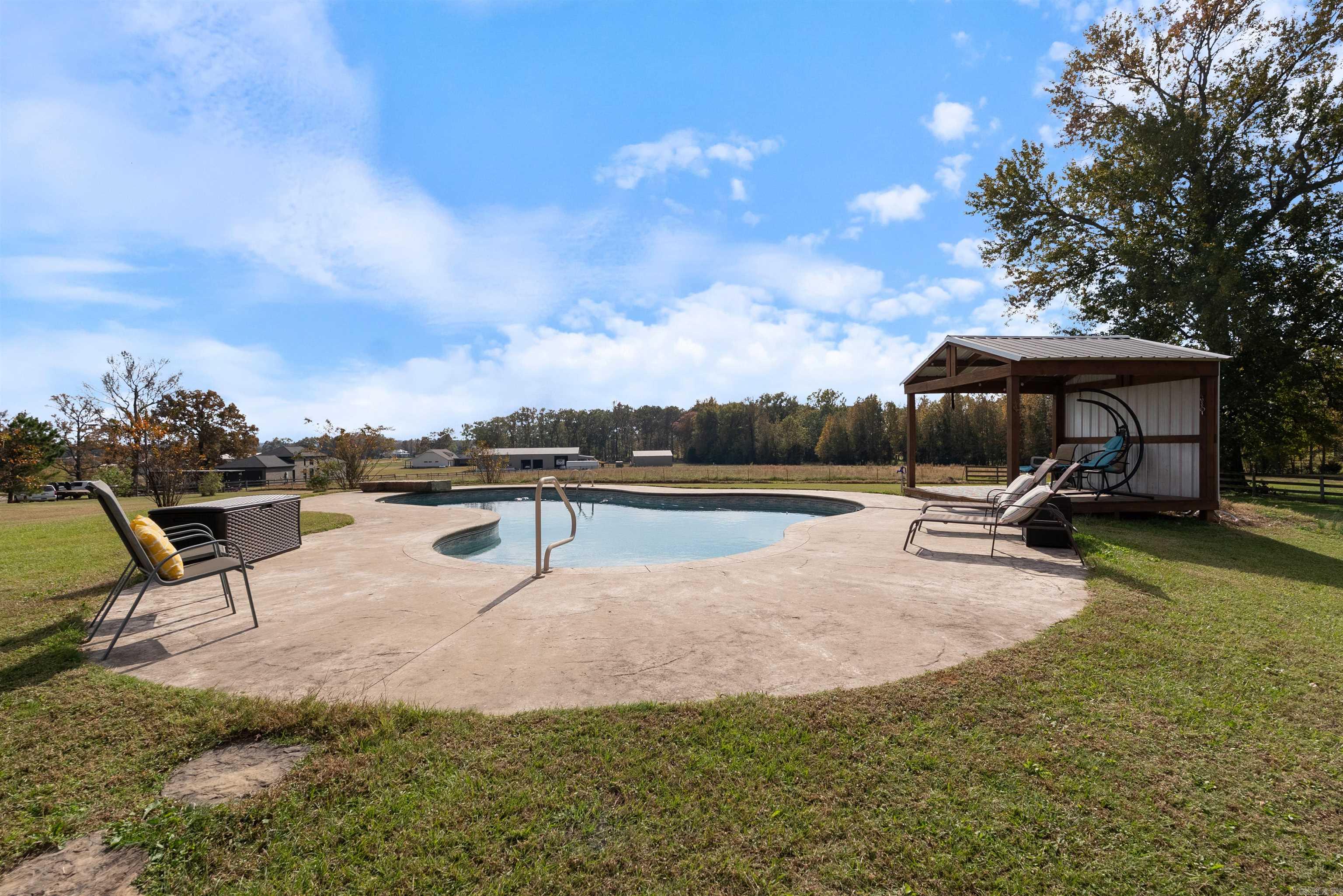 11 Hillard Lane Greenbrier, AR 72058