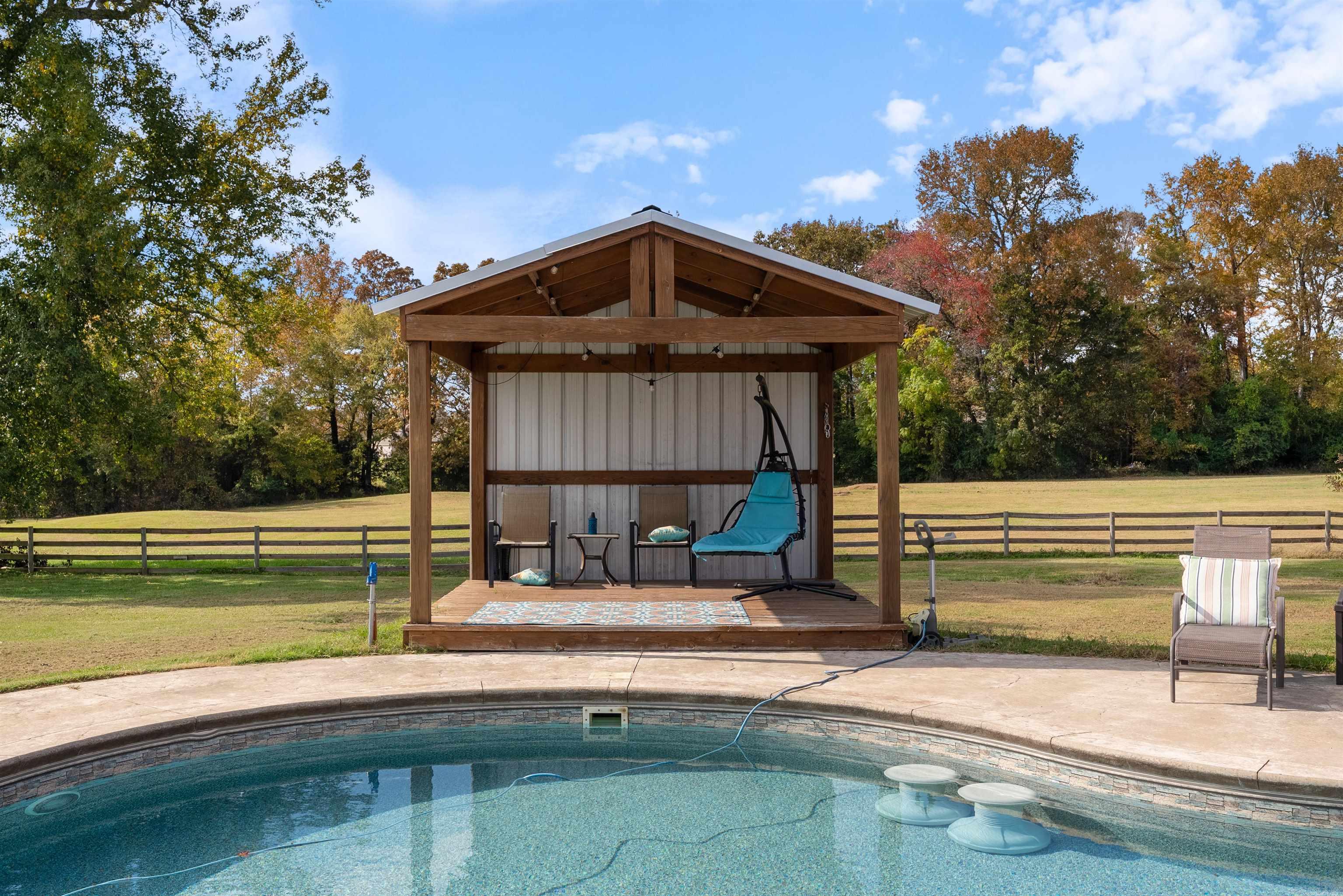 11 Hillard Lane Greenbrier, AR 72058