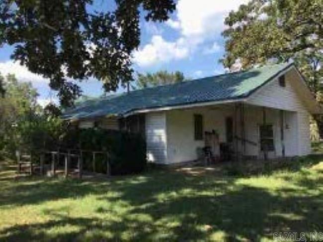 305 E Lindsey  Havana, AR