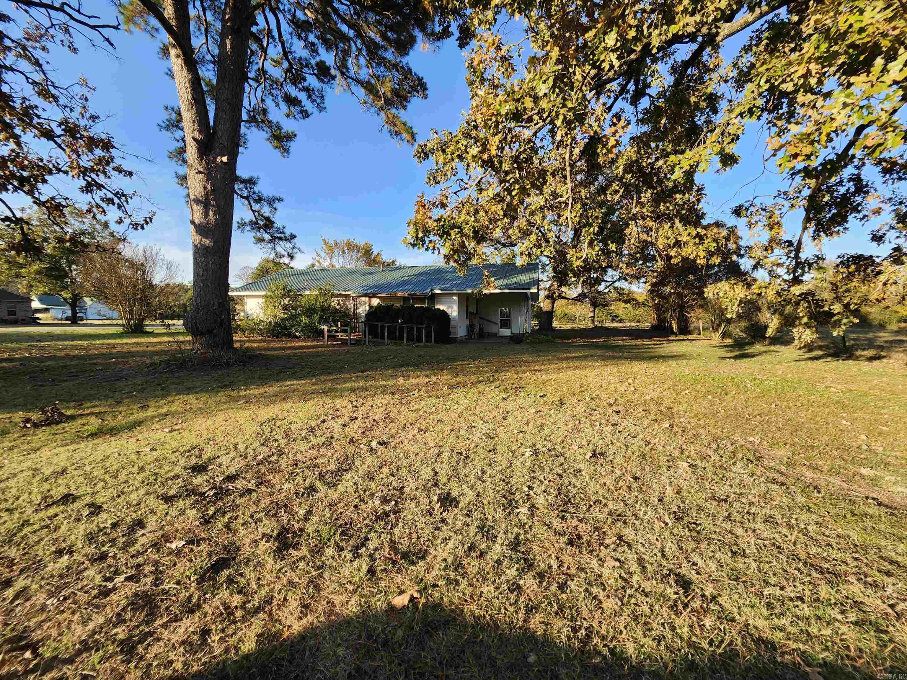 305 E Lindsey  Havana, AR