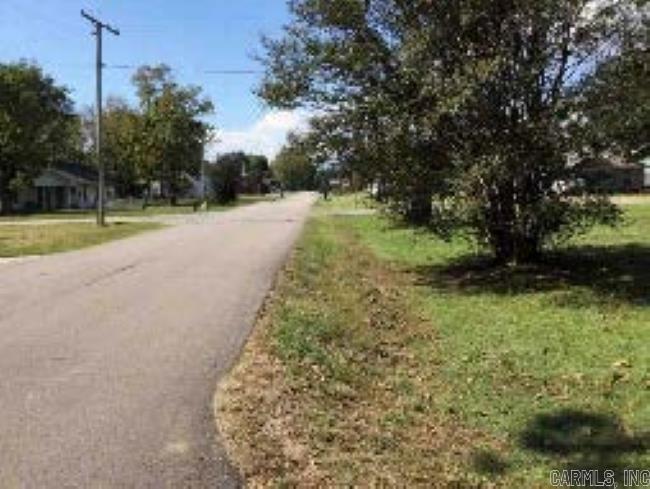 305 E Lindsey  Havana, AR