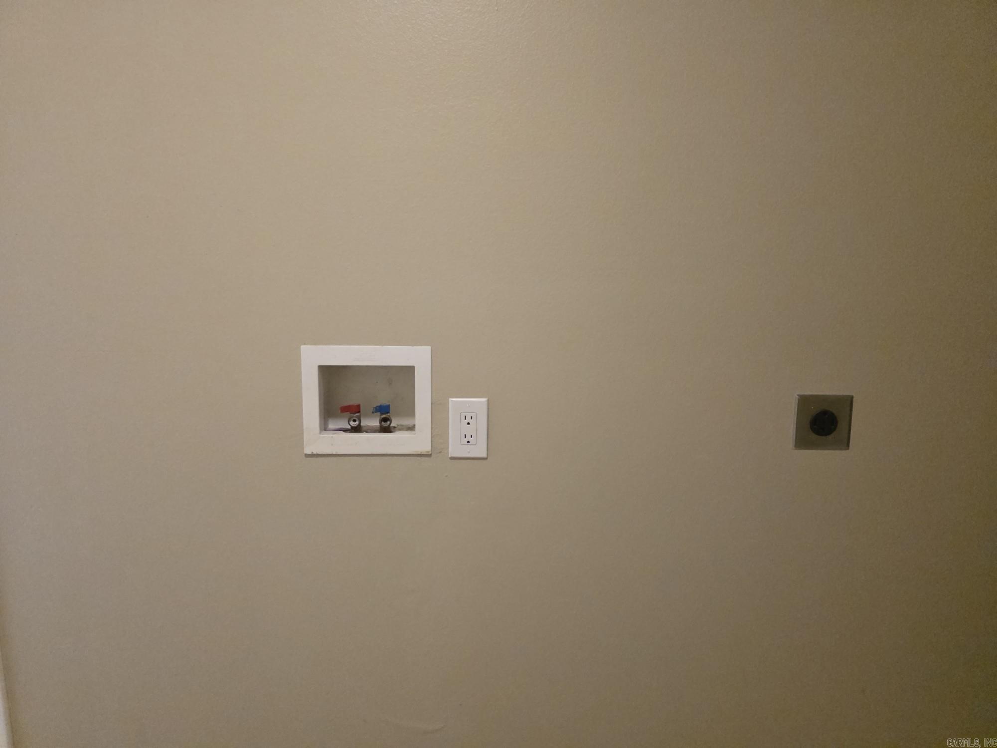 12 Gold Meadows  Ward, AR