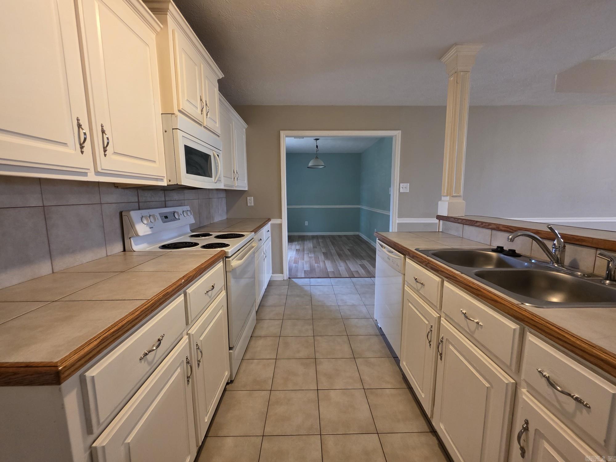 12 Gold Meadows  Ward, AR