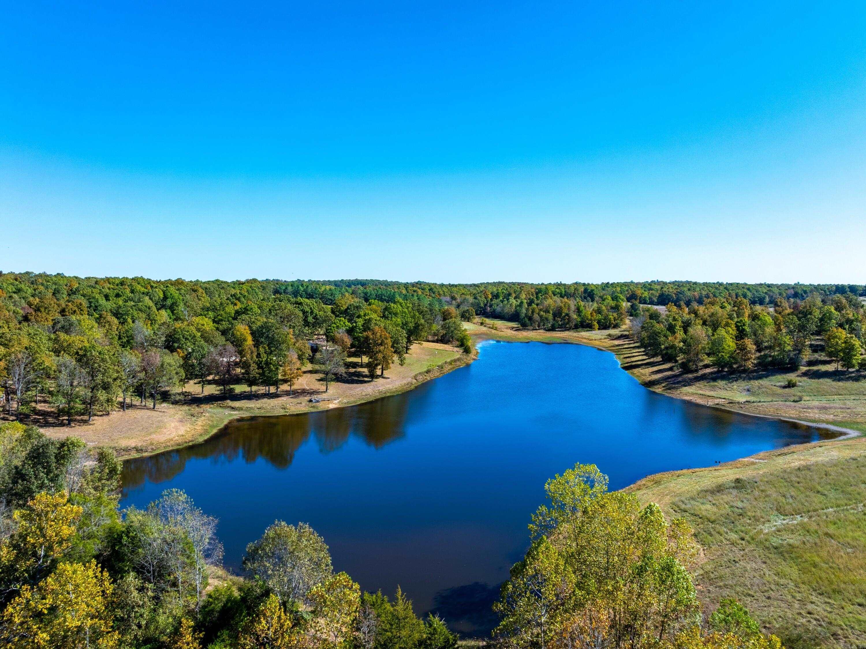 717 Green Valley Ln  Viola, AR