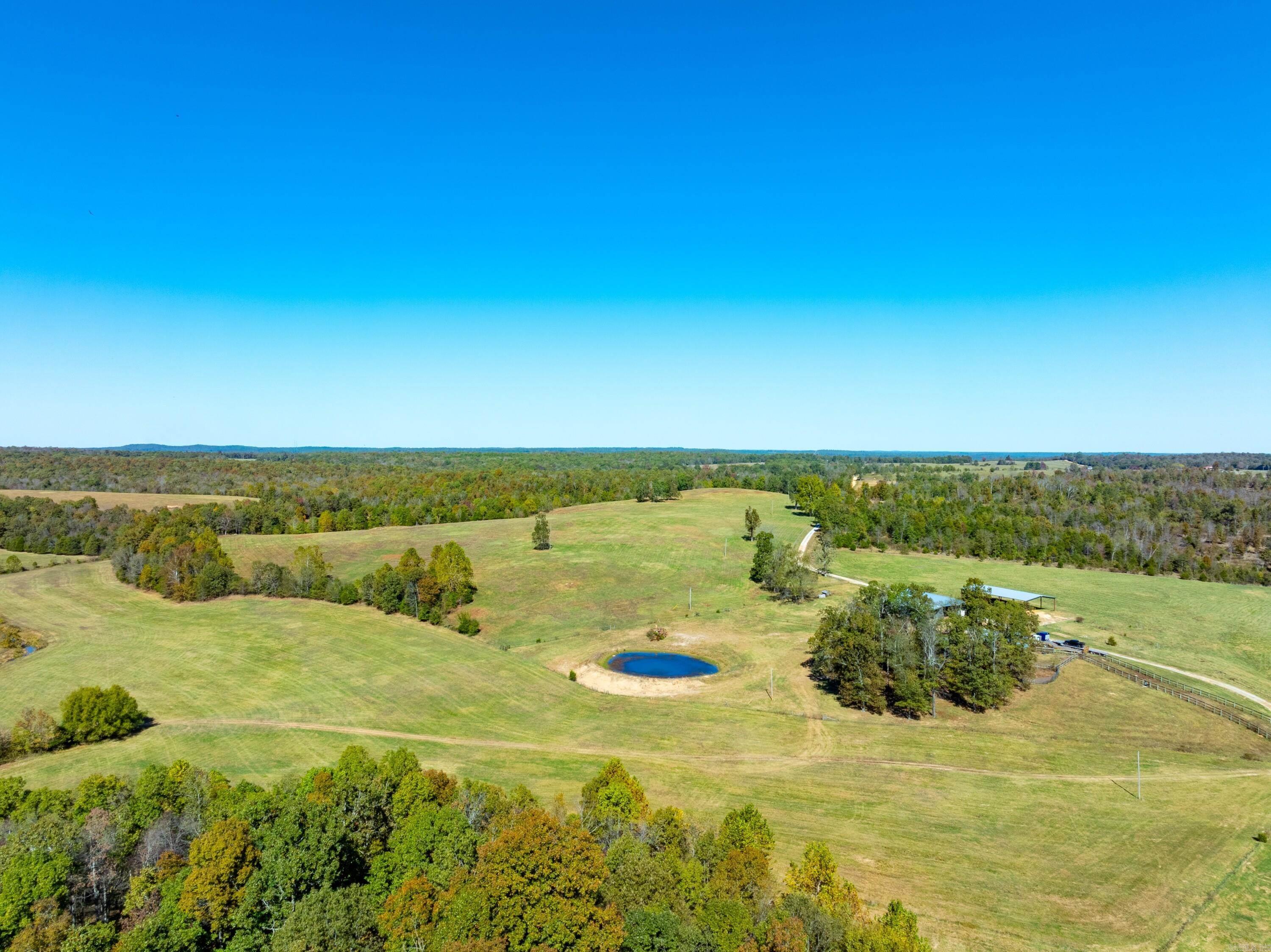 717 Green Valley Ln  Viola, AR