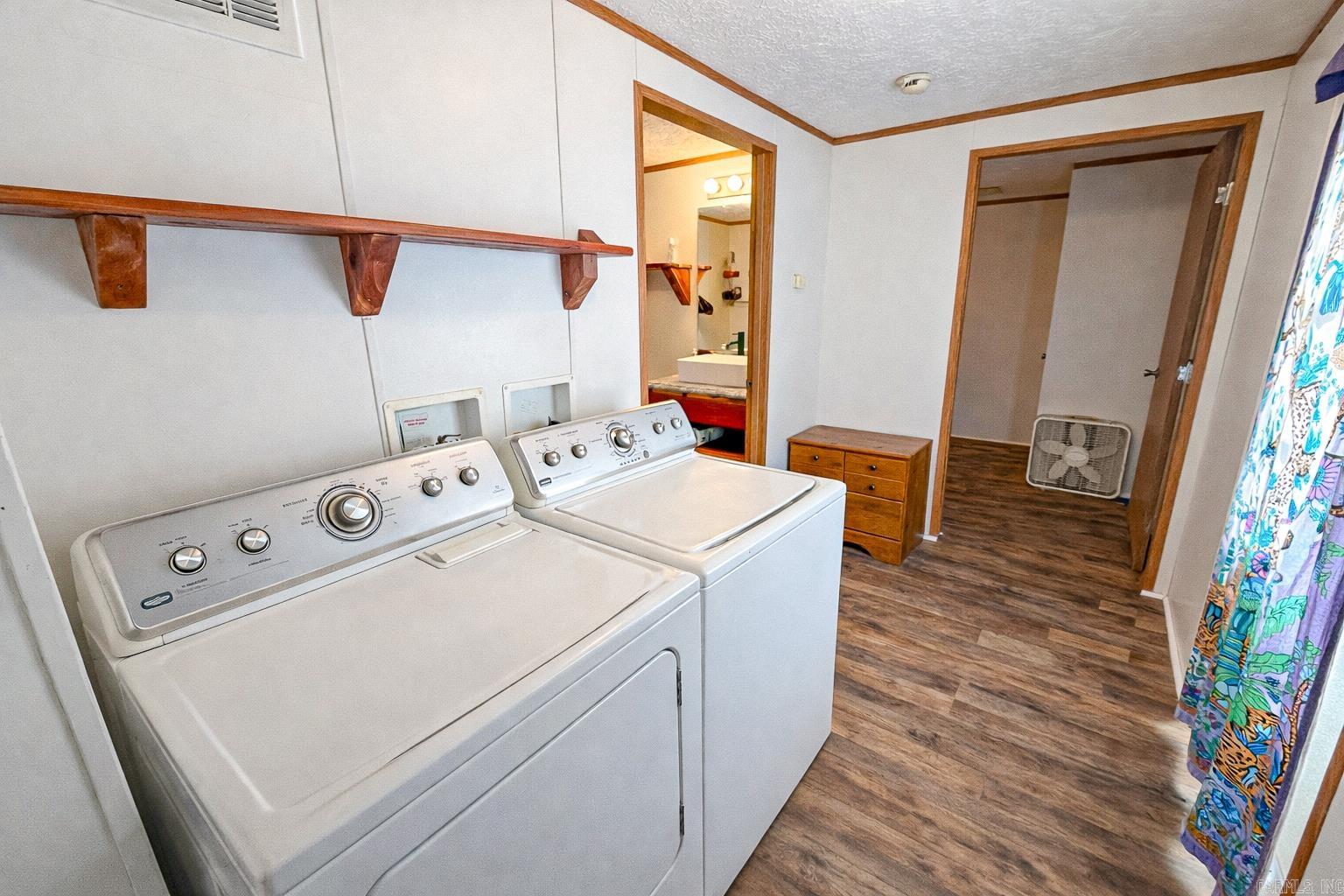 195 Emery Bluff Spur Pangburn, AR 72121