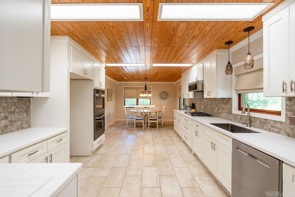 705 Industrial Park Rd Heber Springs, AR 72543