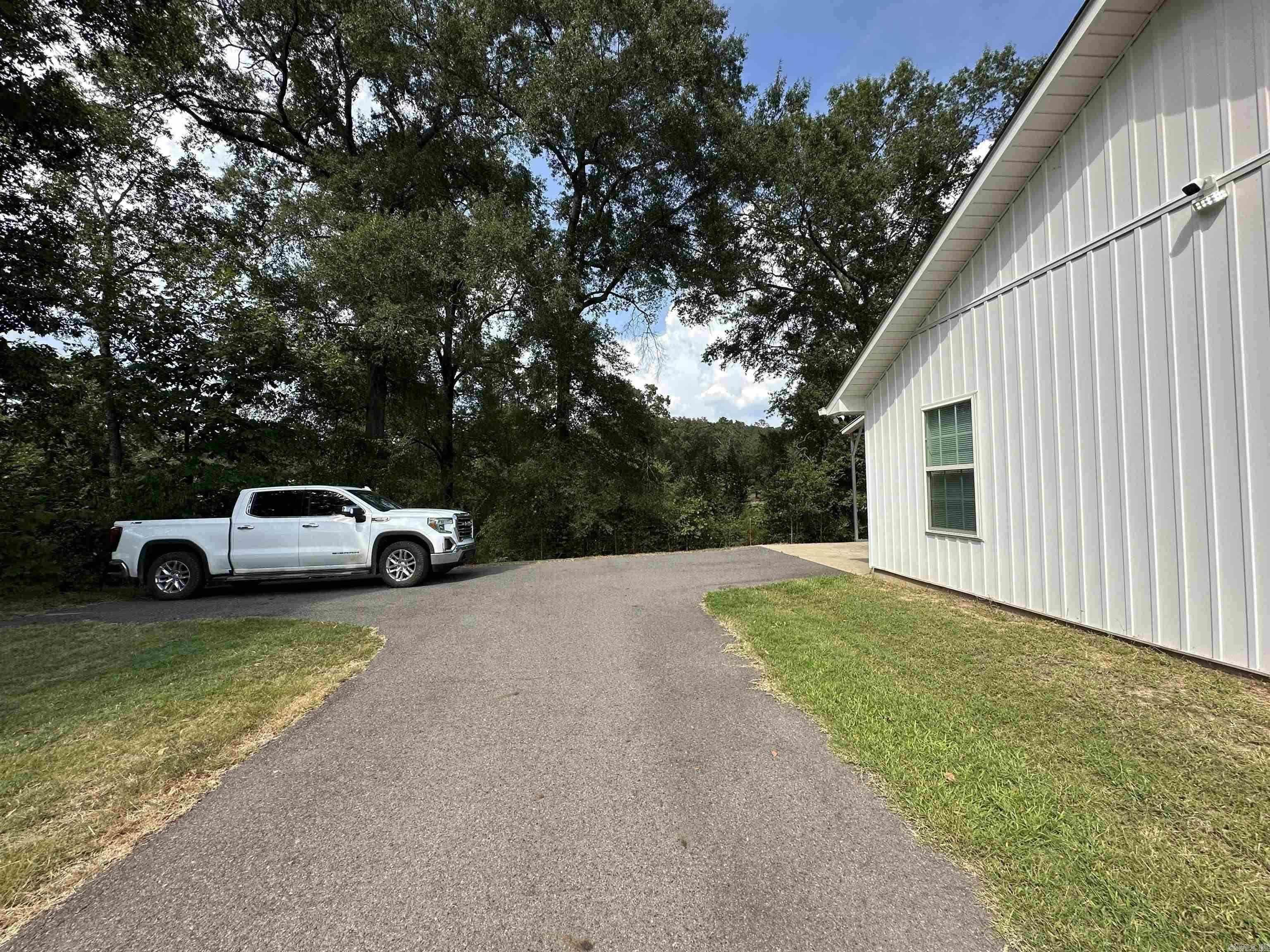 4955 Malvern Road Hot Springs, AR 71901