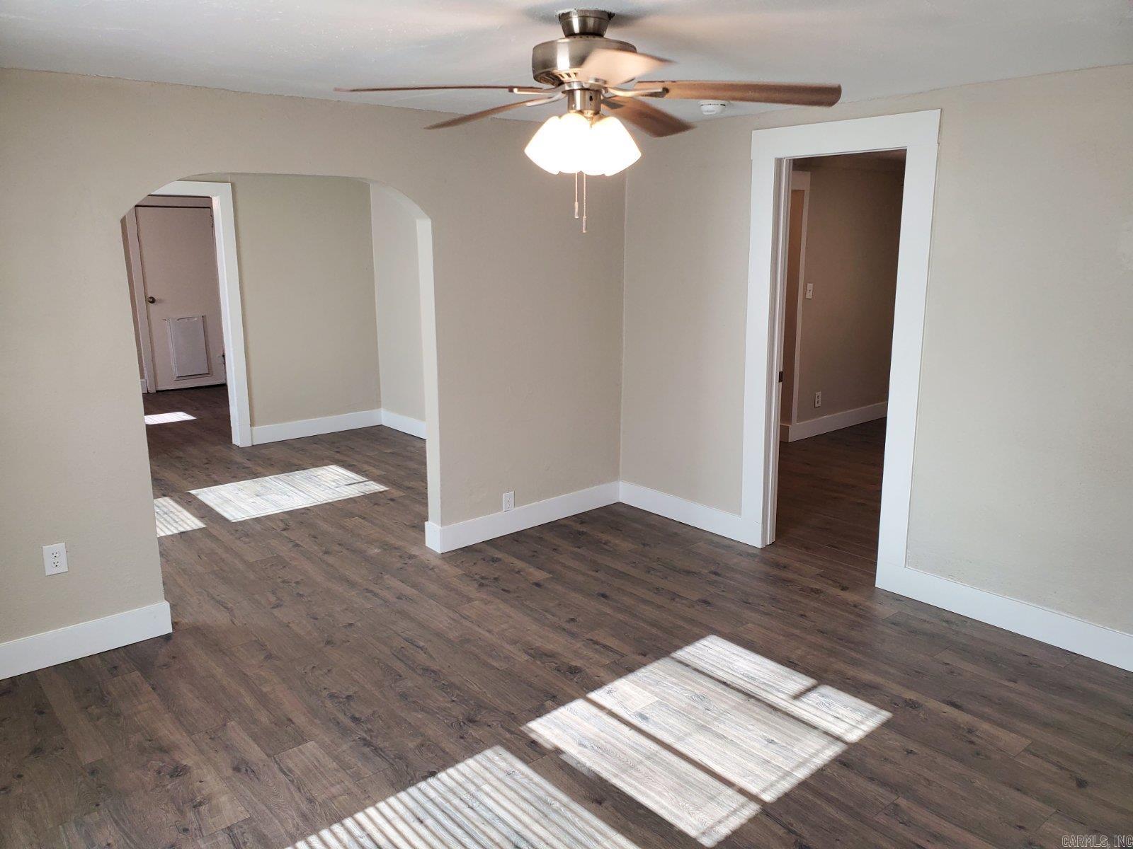 1818 & 1820 Hobson Avenue Hot Springs, AR 71913-9999