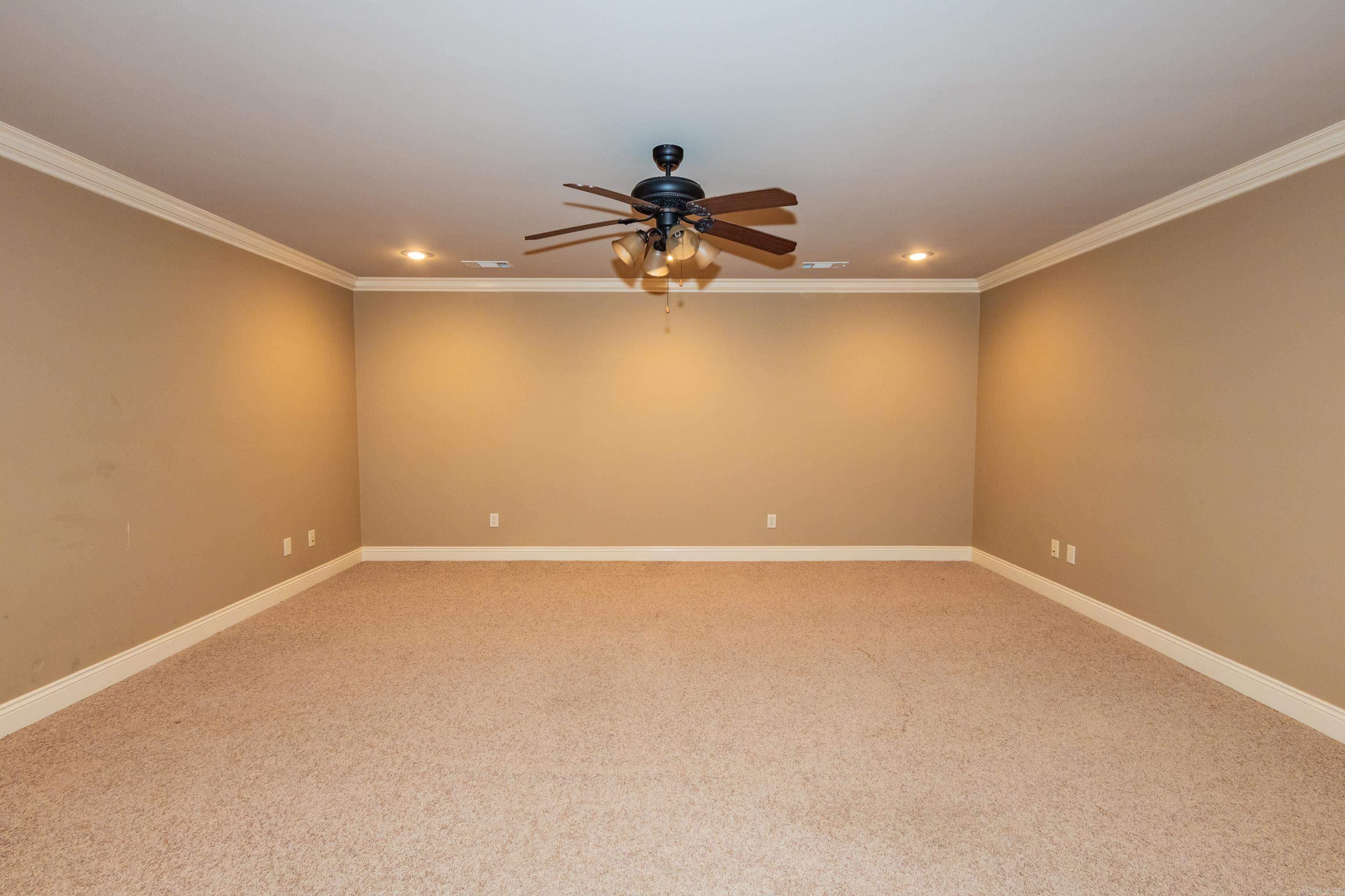 3924 Commonwealth Dr Bryant, AR 72022