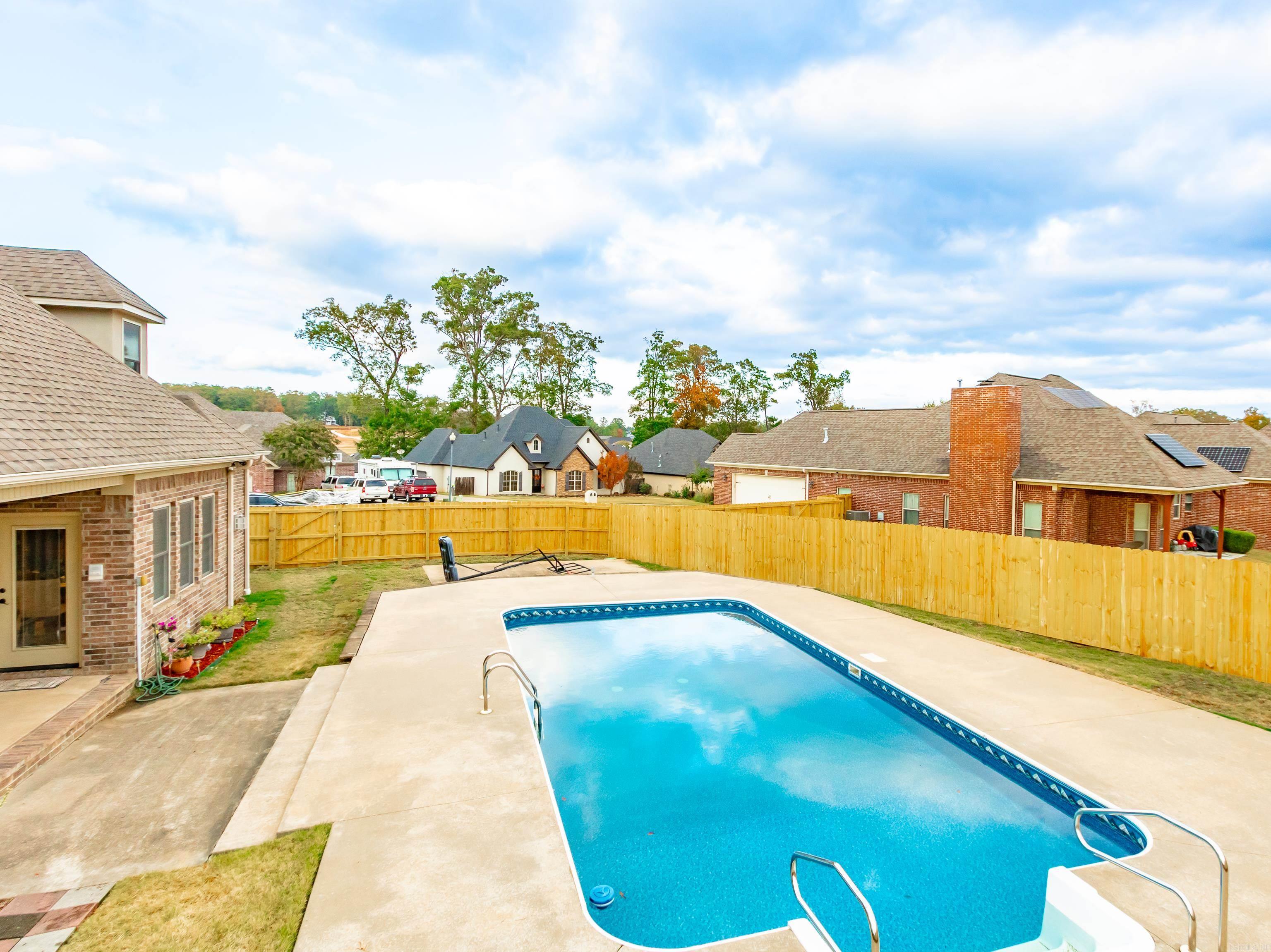 3924 Commonwealth Dr Bryant, AR 72022