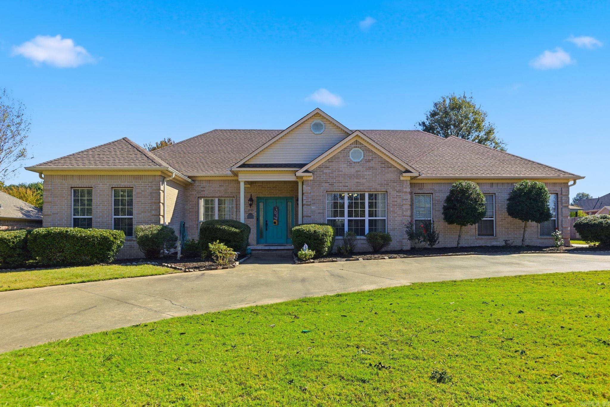 1703 N Lincoln Street Cabot, AR 72023