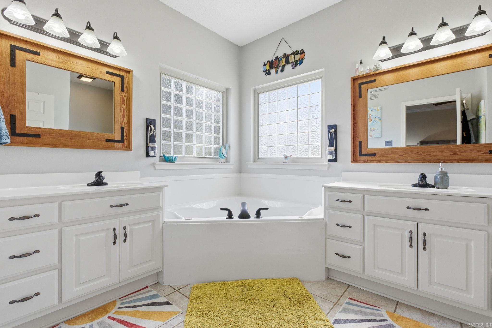 1703 N Lincoln Street Cabot, AR 72023