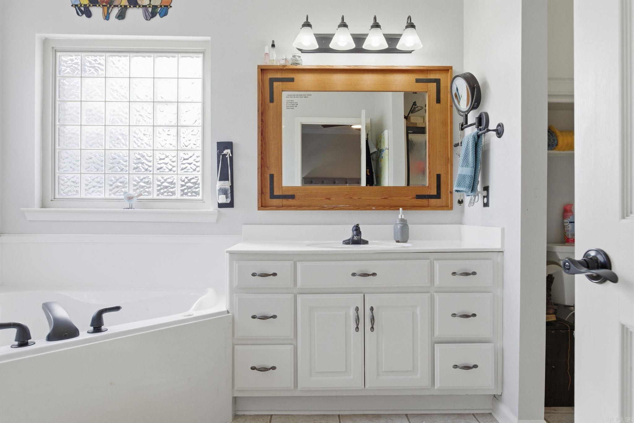 1703 N Lincoln Street Cabot, AR 72023