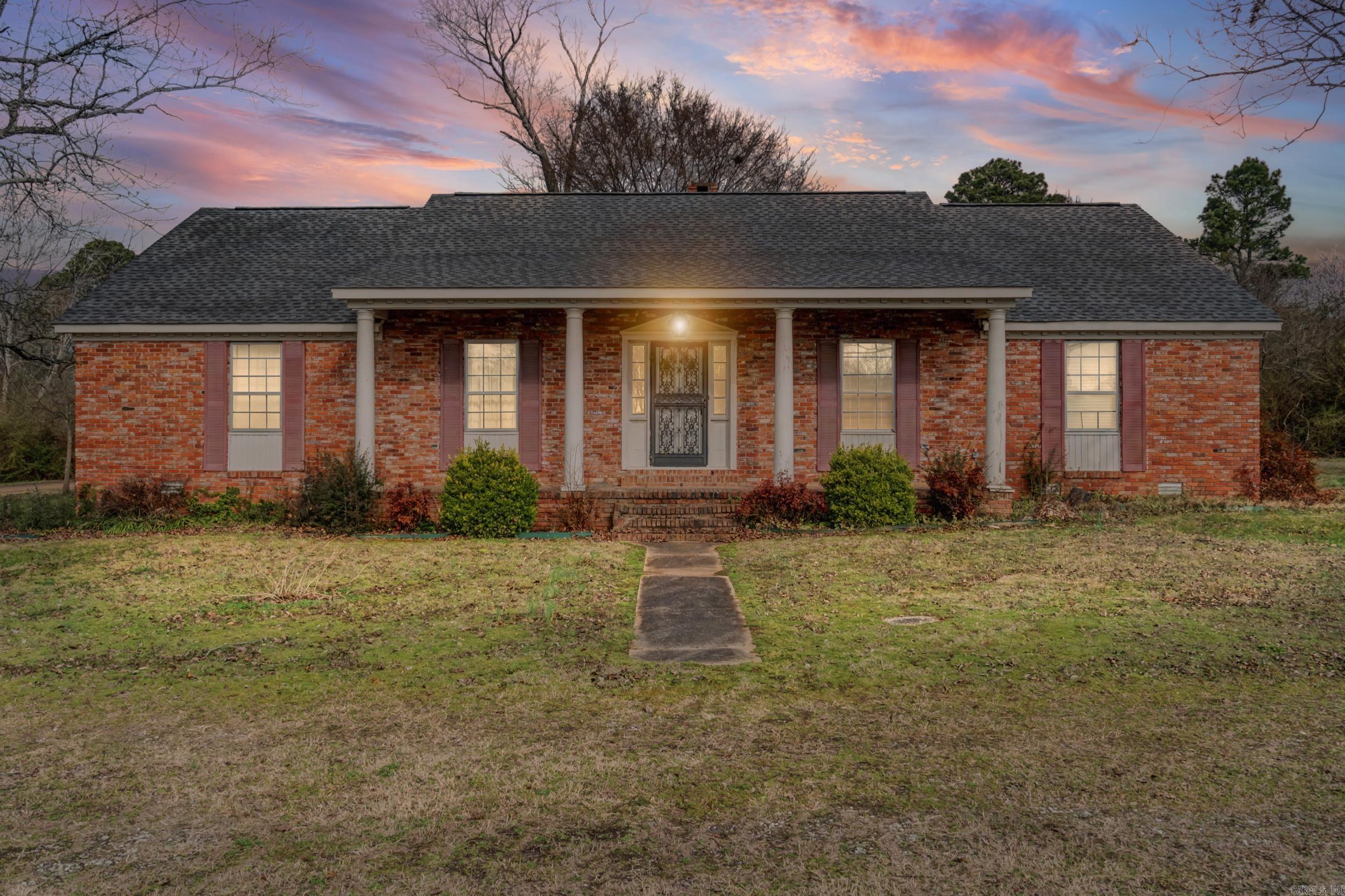 1265 N Hwy 367  Bald Knob, AR