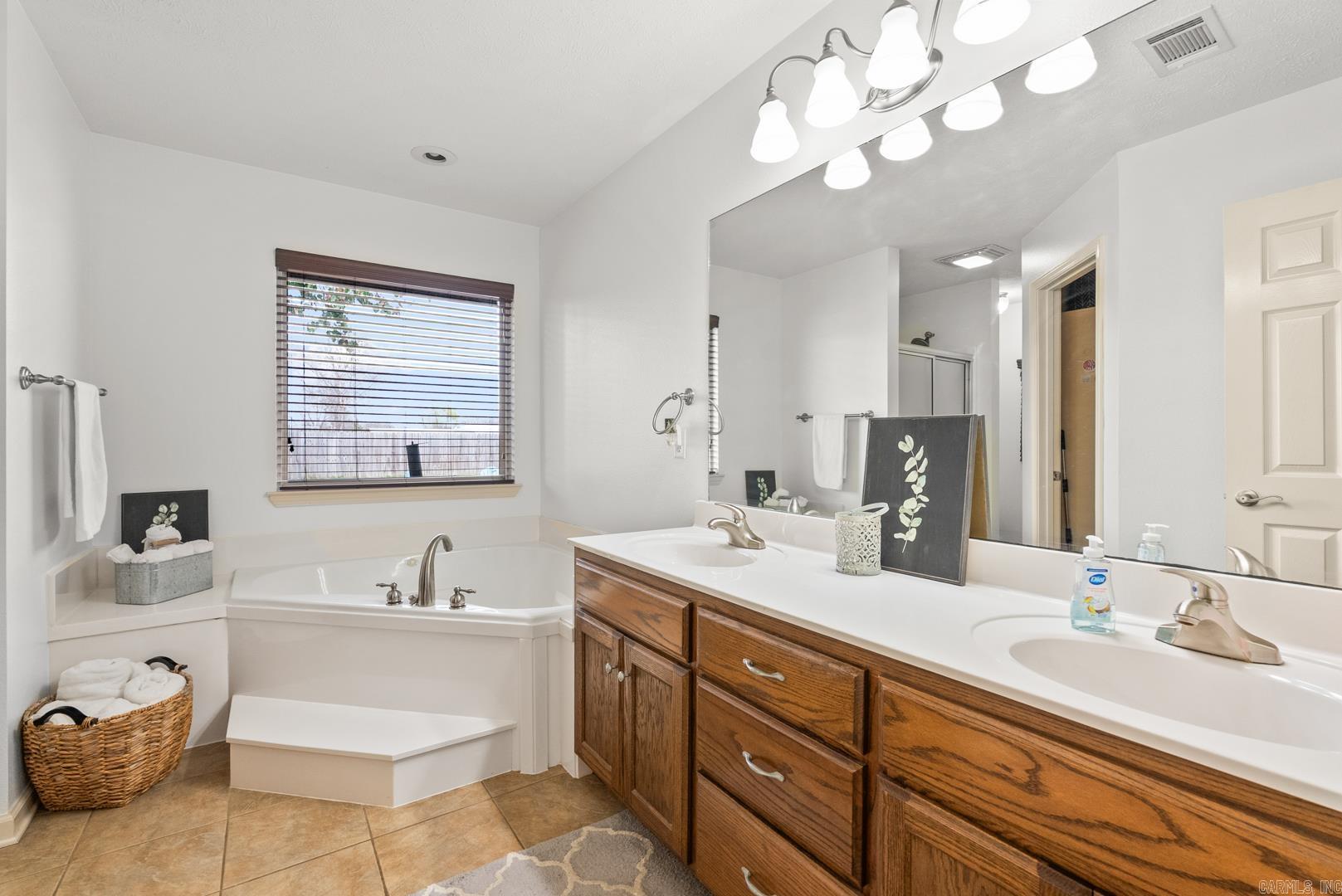 43 Dove Vilonia, AR 72173