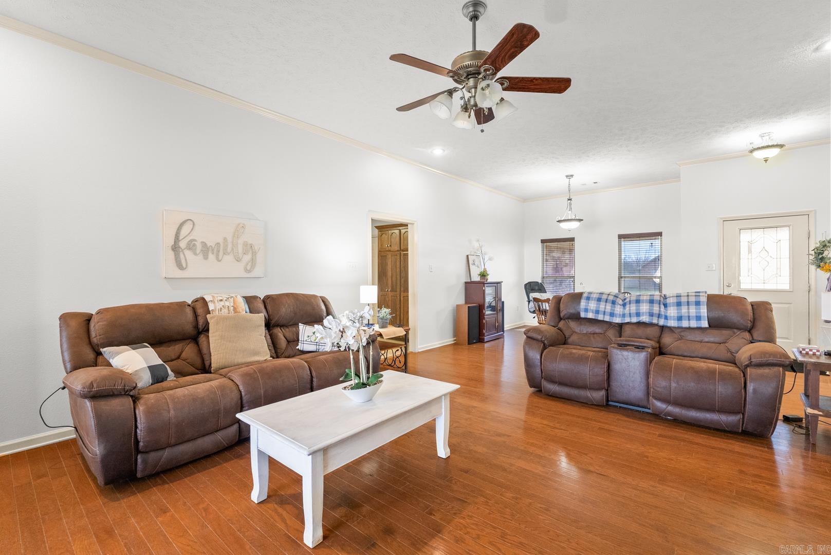 43 Dove Vilonia, AR 72173