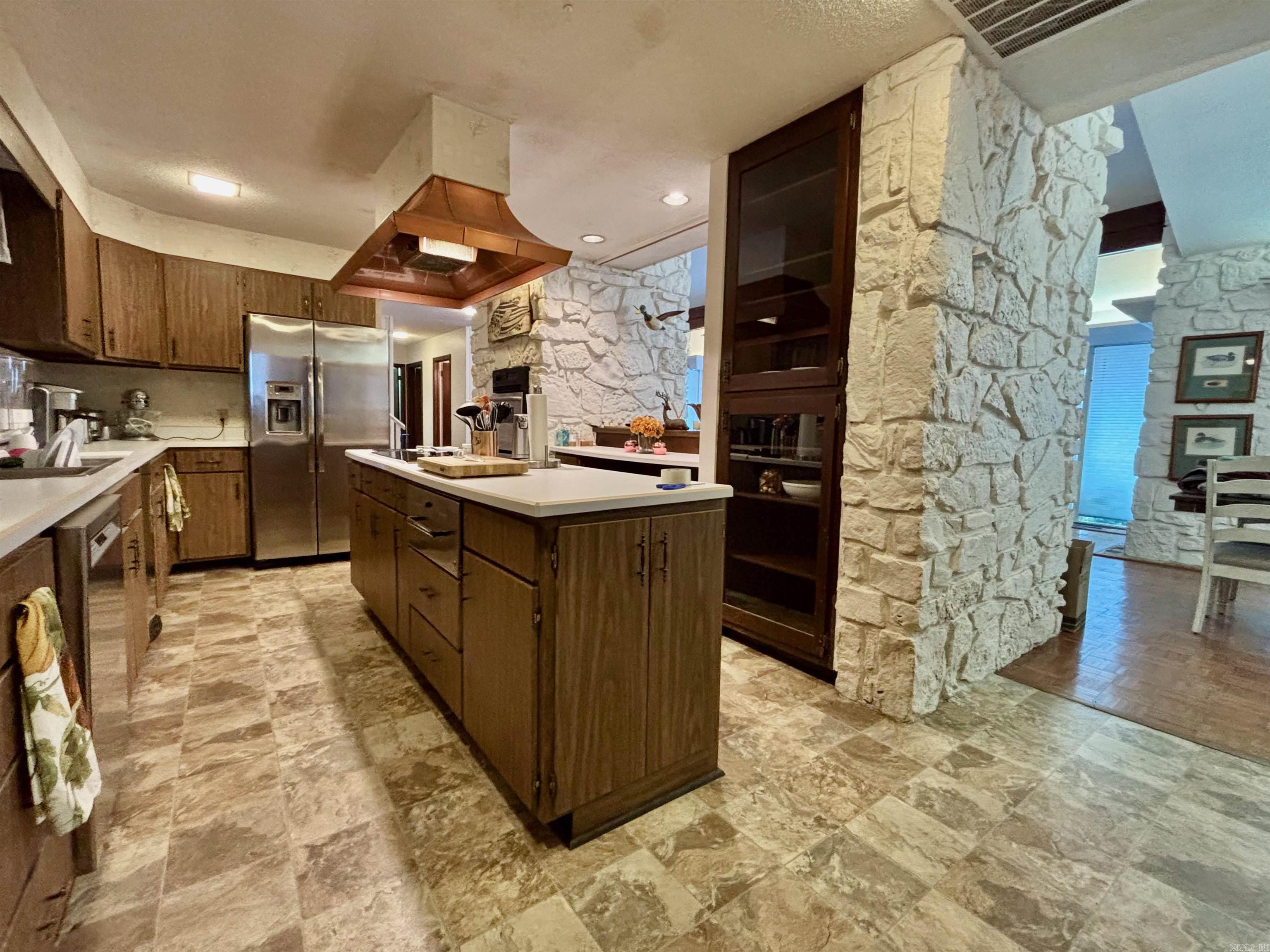 135 Iroquois Dr  Cherokee Village, AR