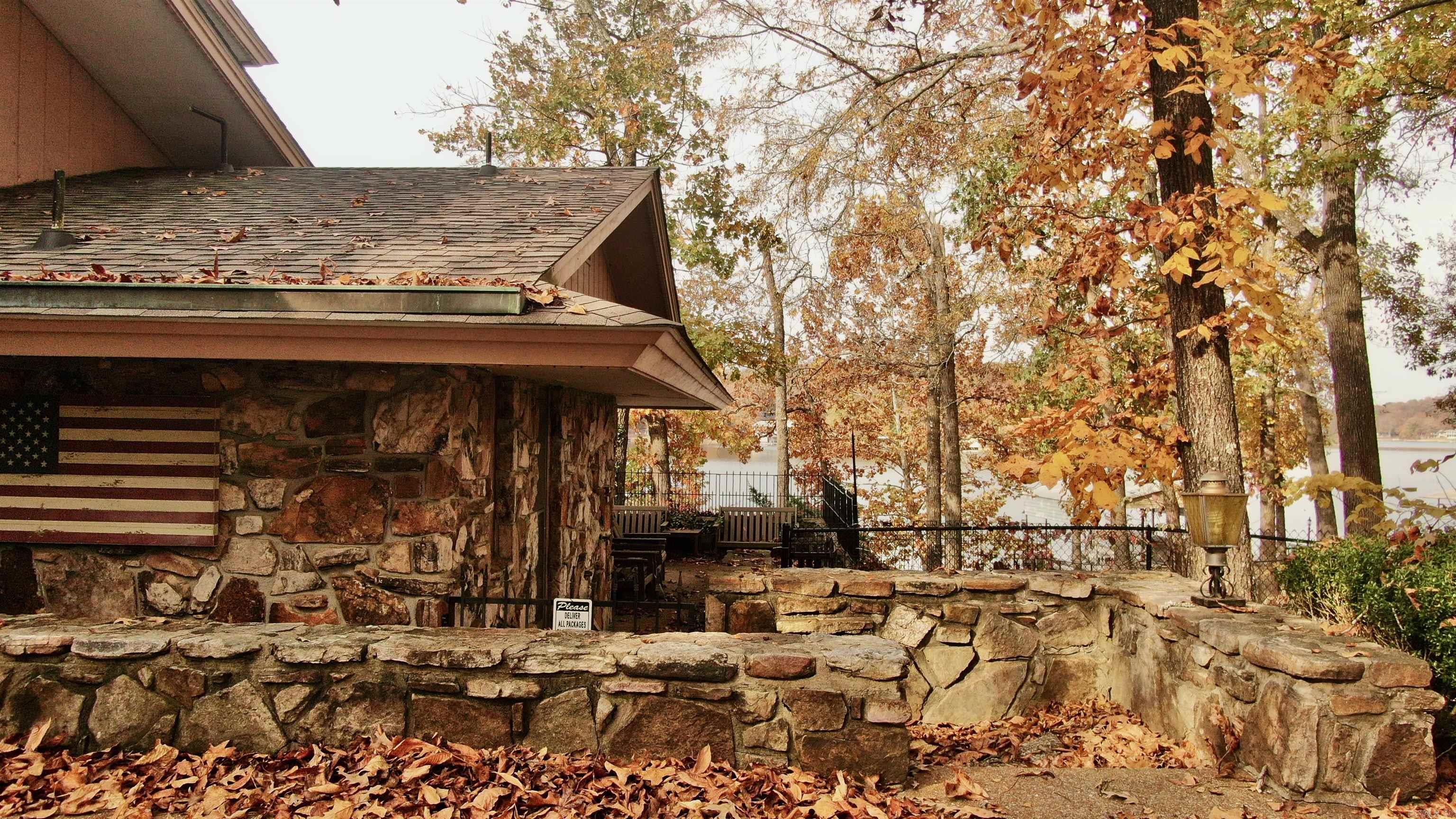 135 Iroquois Dr  Cherokee Village, AR