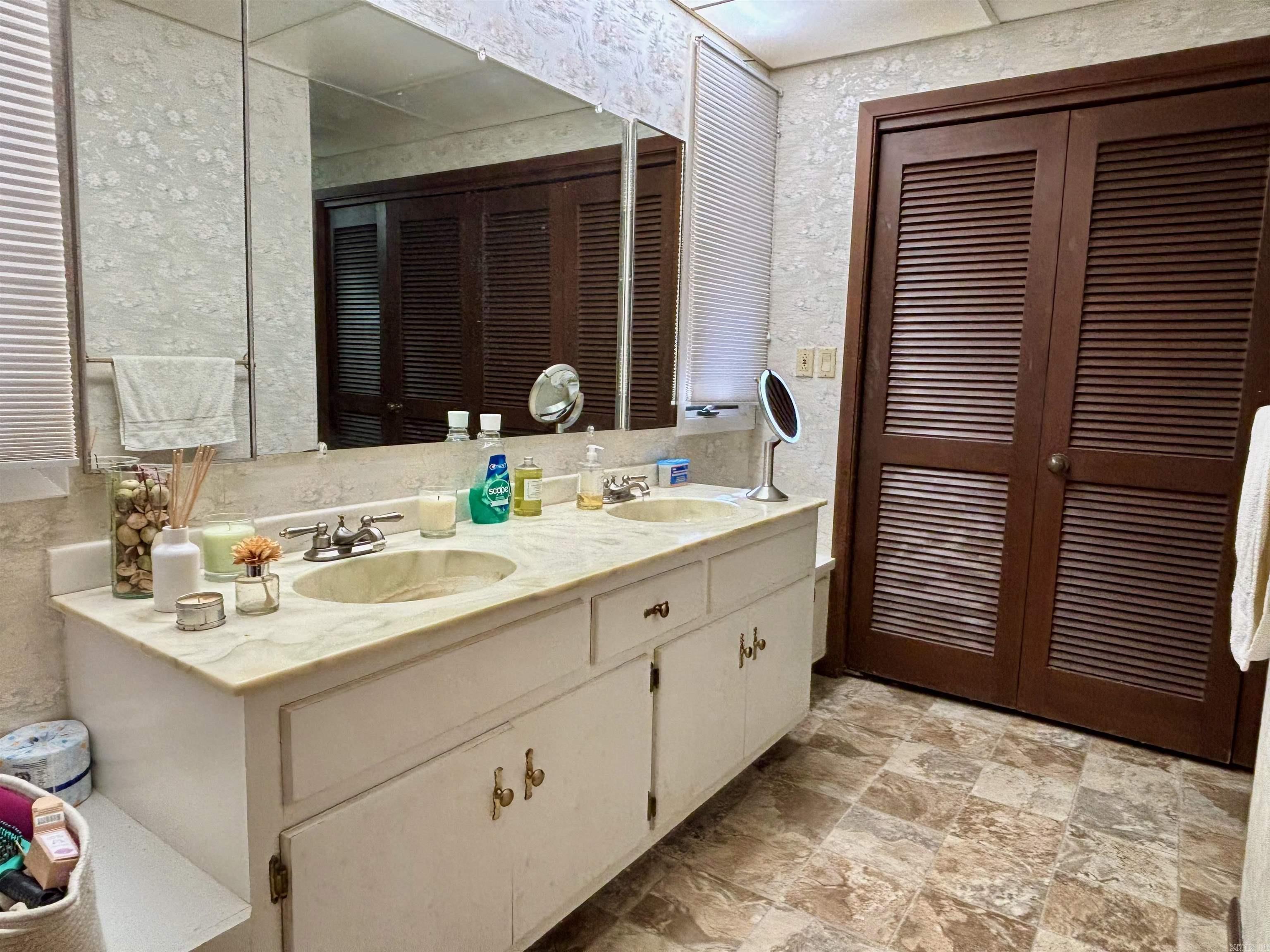 135 Iroquois Dr  Cherokee Village, AR