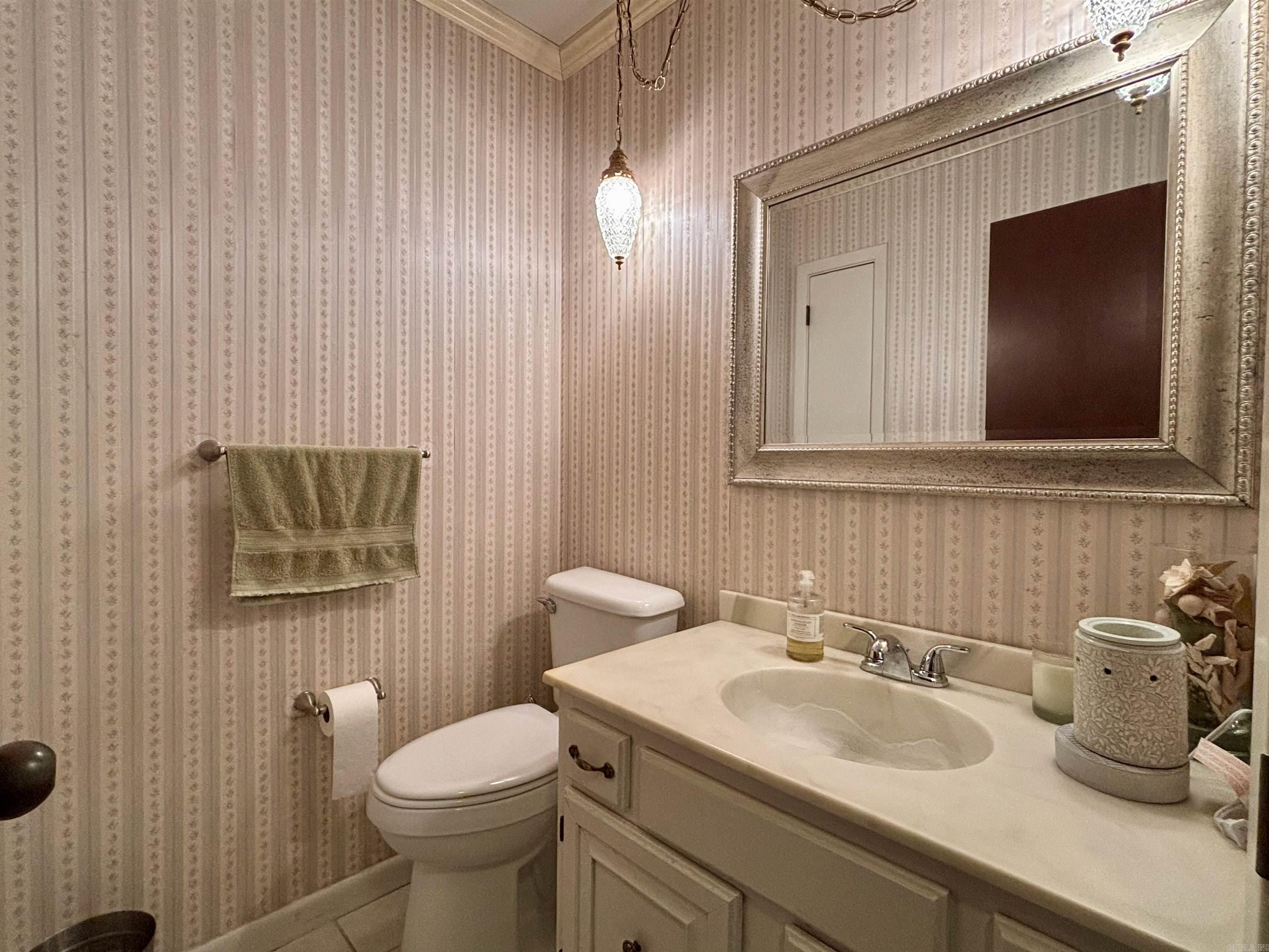 135 Iroquois Dr  Cherokee Village, AR