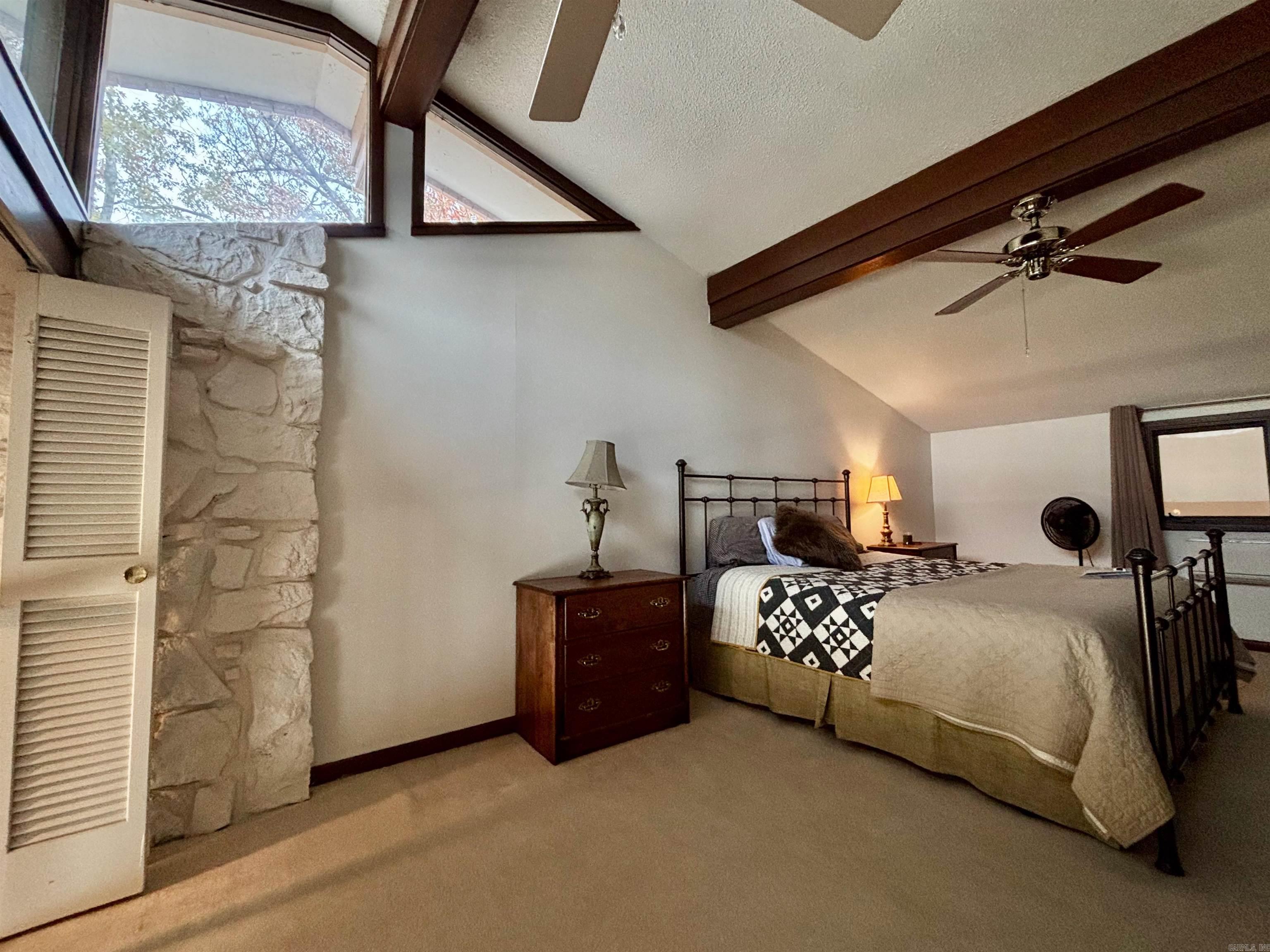 135 Iroquois Dr  Cherokee Village, AR