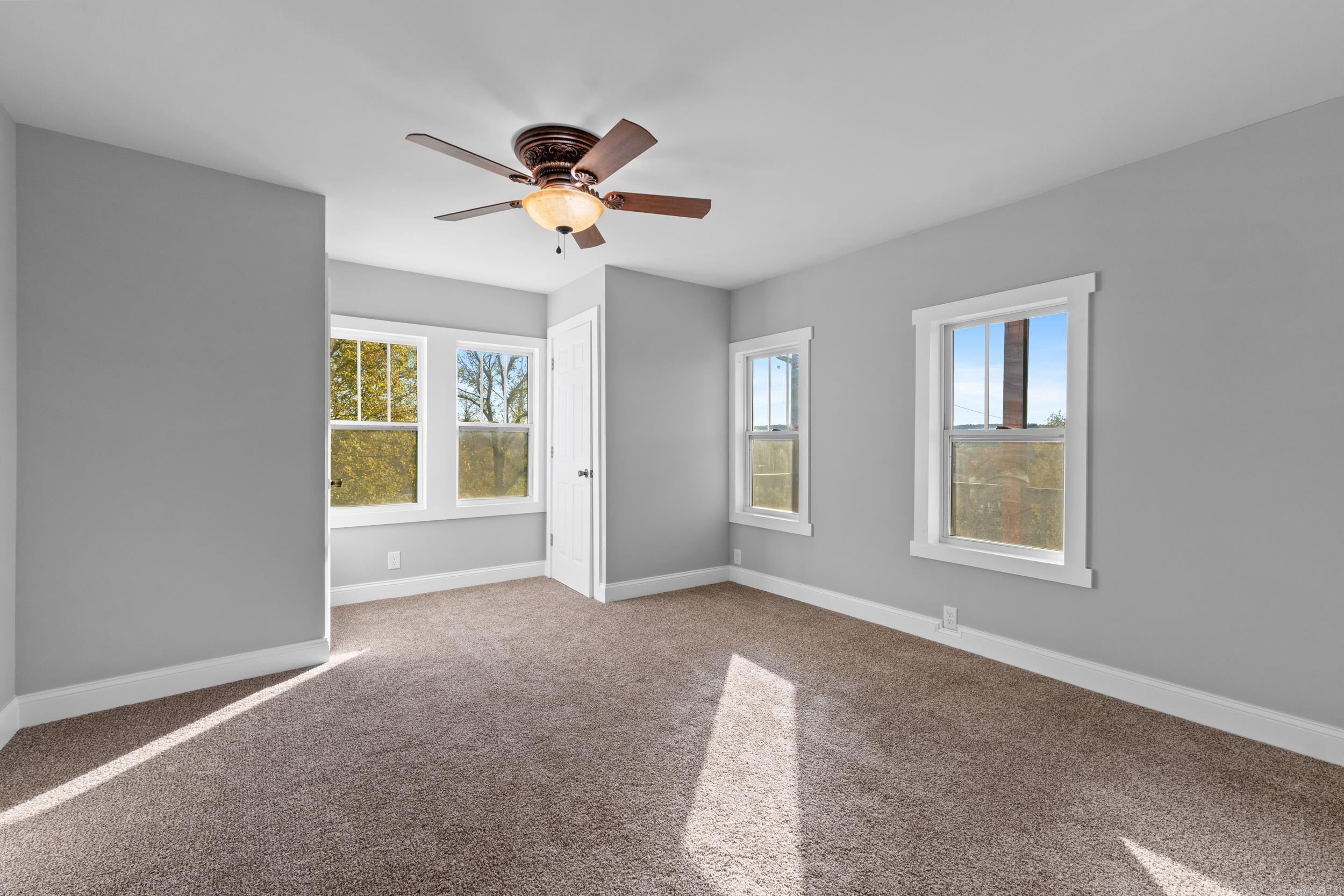 301 Fallen Ash Road Yellville, AR 72687