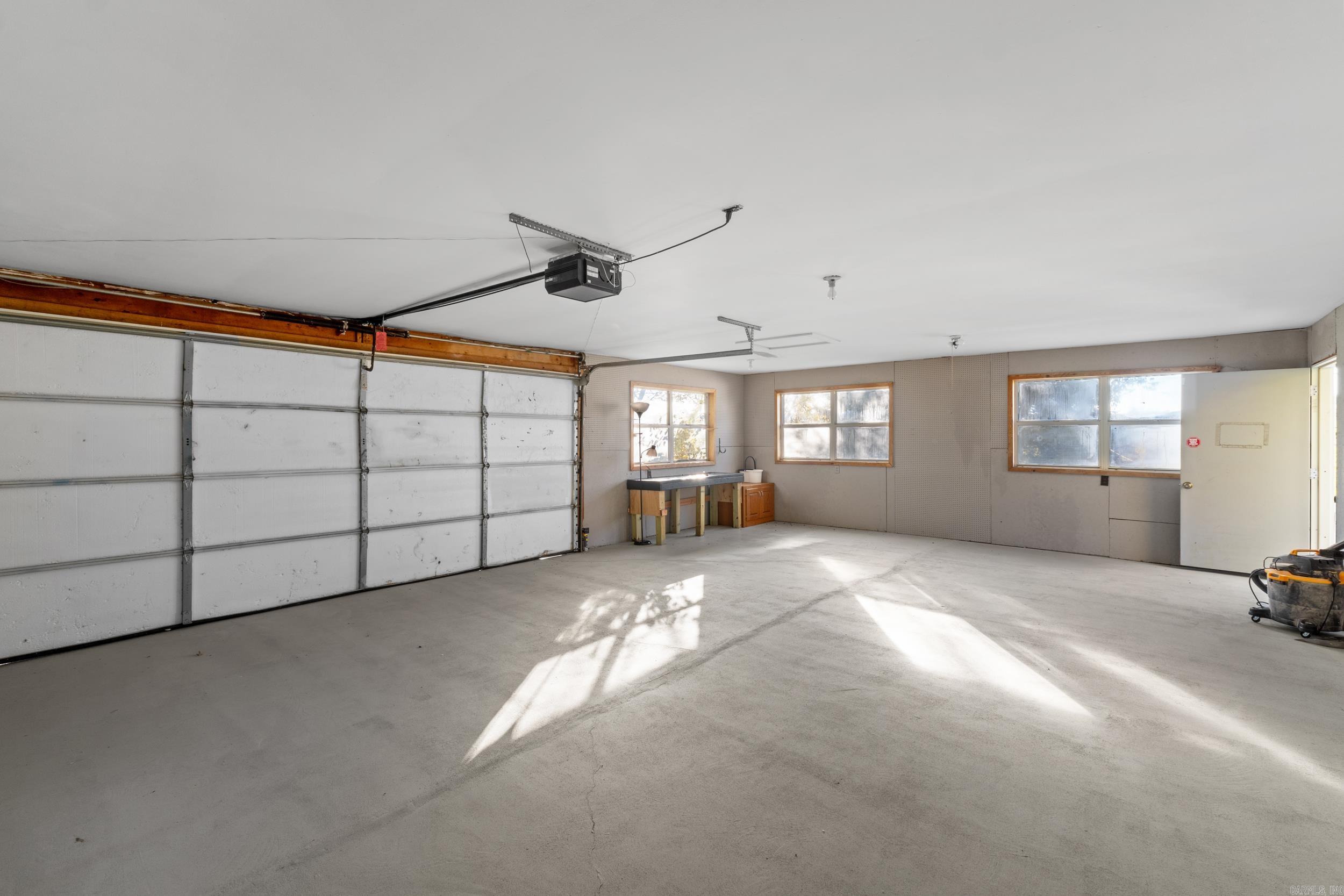 301 Fallen Ash Road Yellville, AR 72687