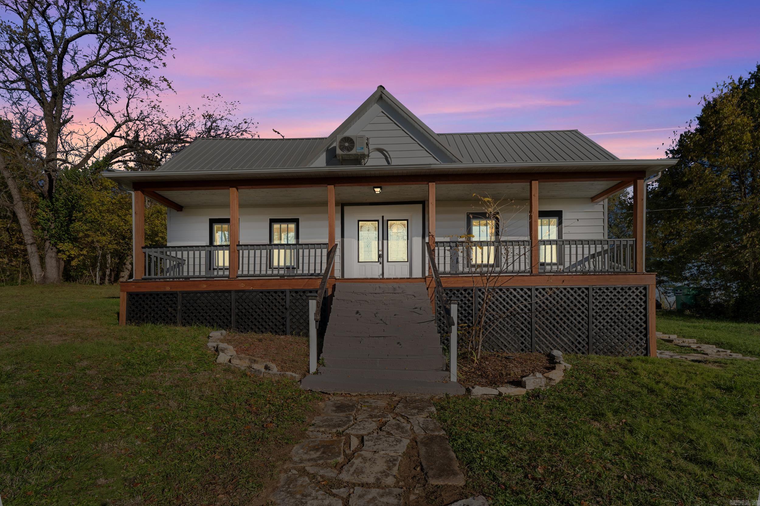 301 Fallen Ash Road Yellville, AR 72687