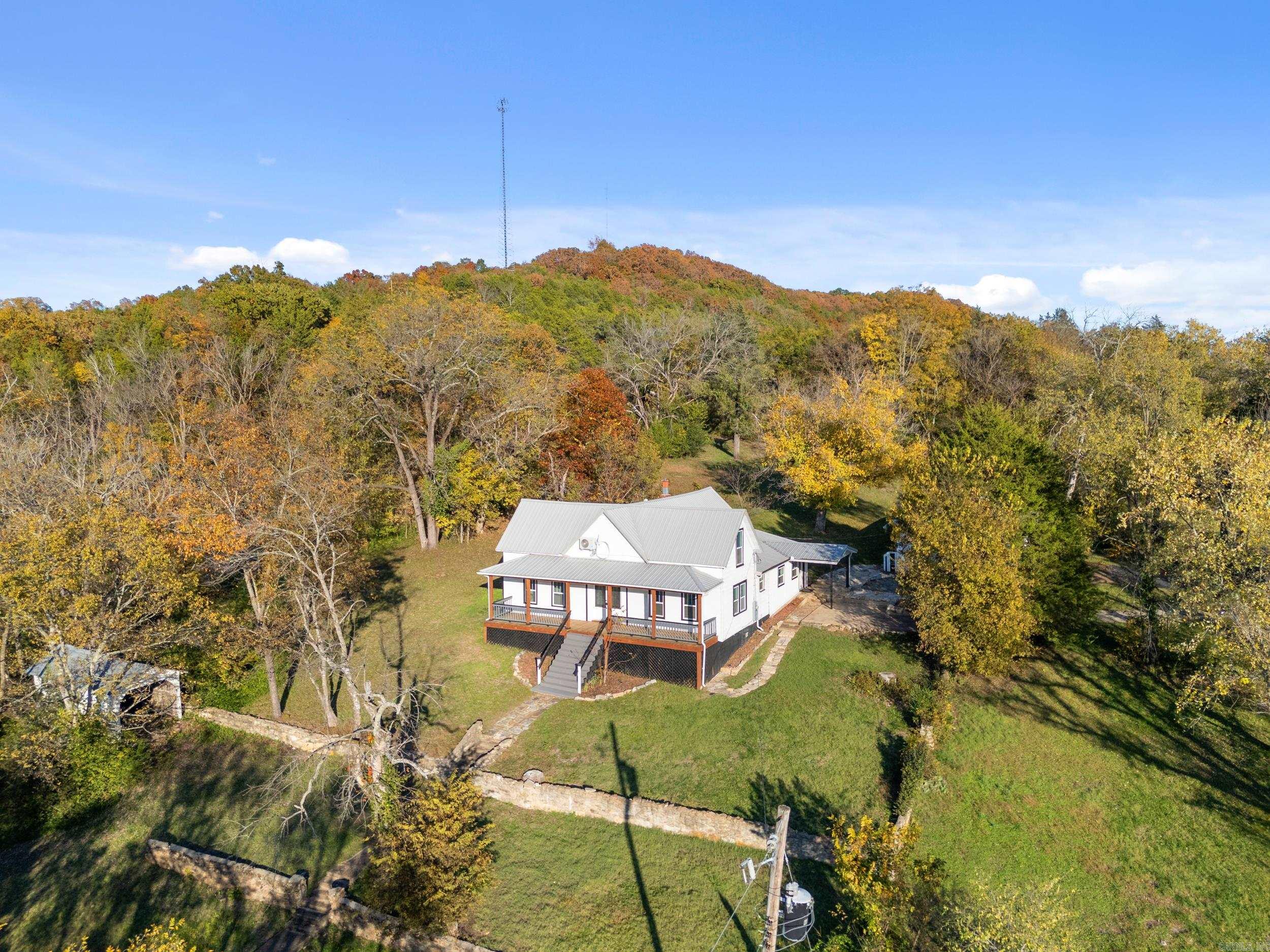 301 Fallen Ash Road Yellville, AR 72687