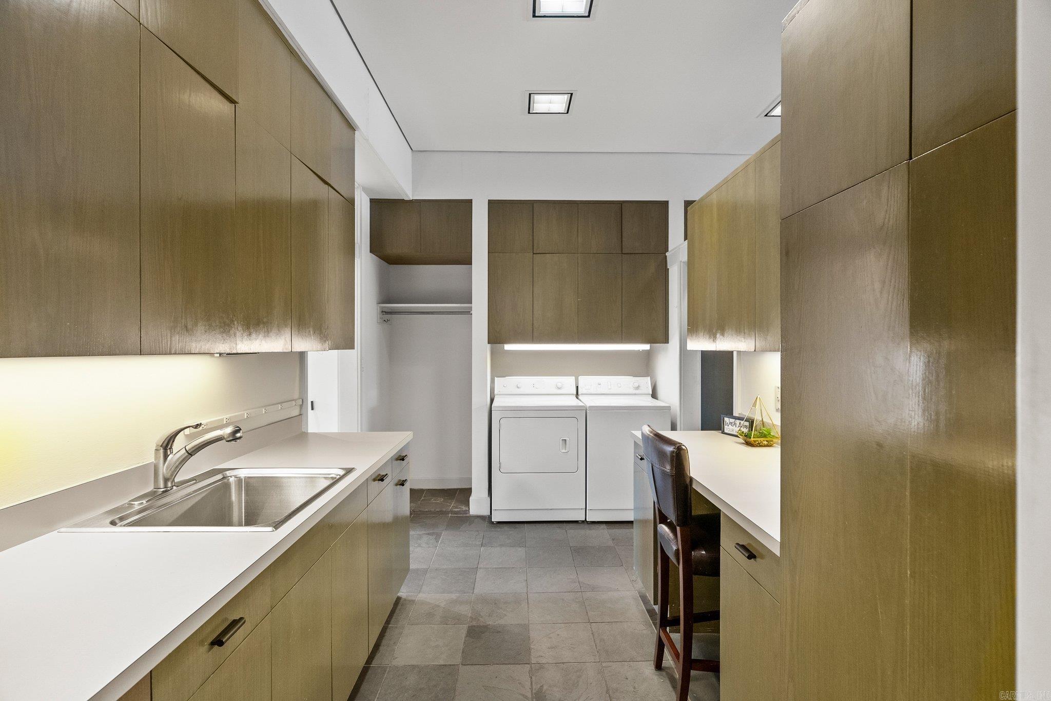 33 Riverpoint Road Little Rock, AR 72202