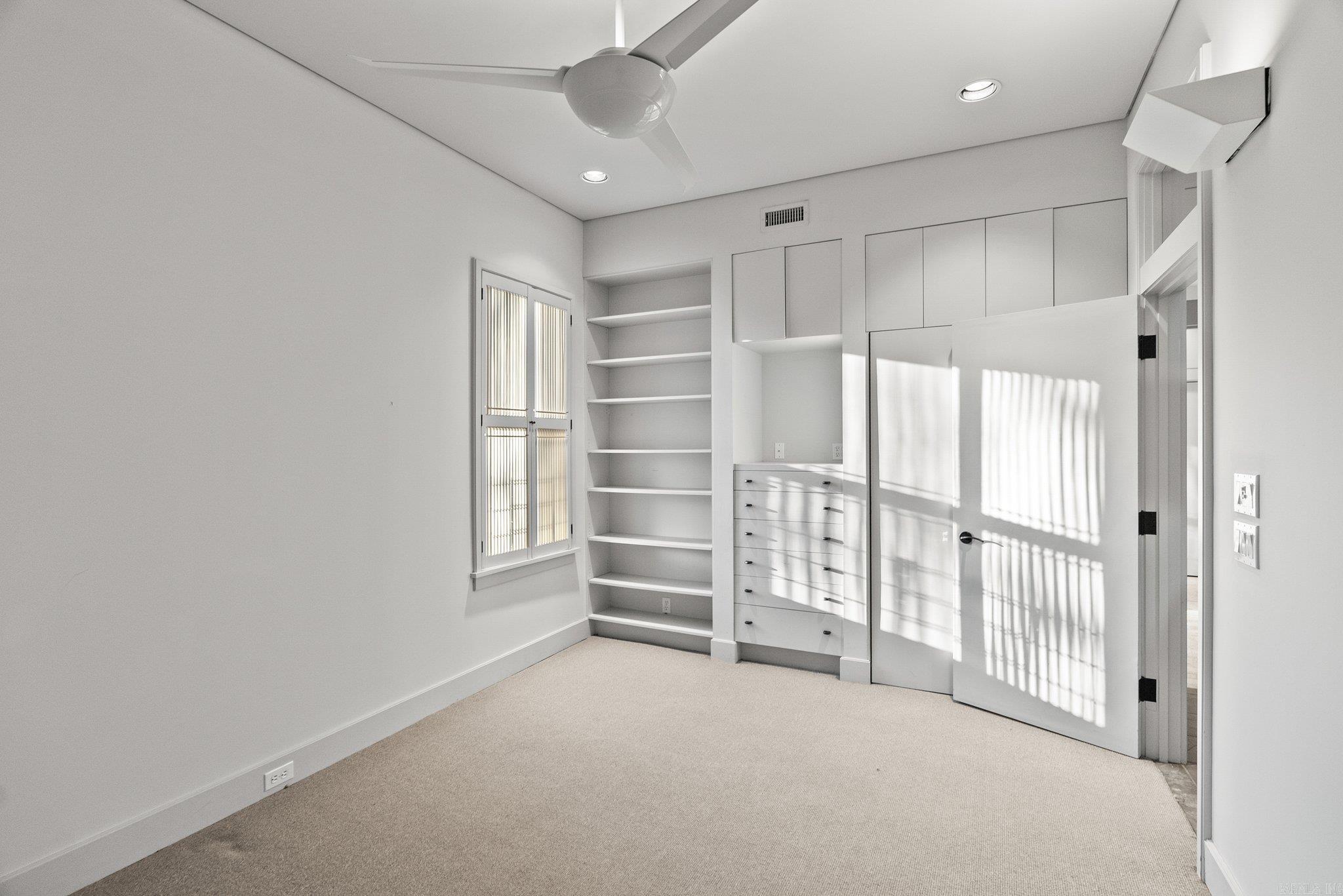 33 Riverpoint Road Little Rock, AR 72202